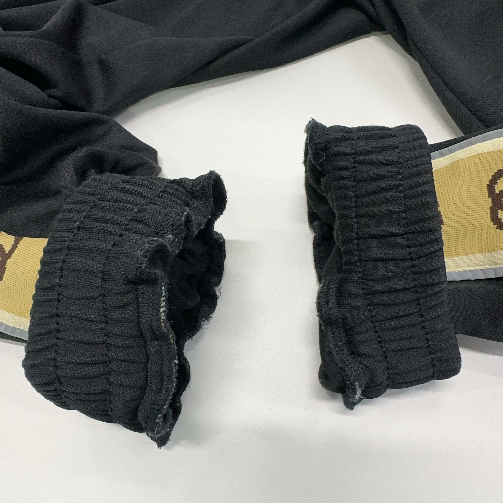 Gucci Gucci Side Stripe Logo Sweatpants Size 32 Size US 32 / EU 48 - 7 Thumbnail