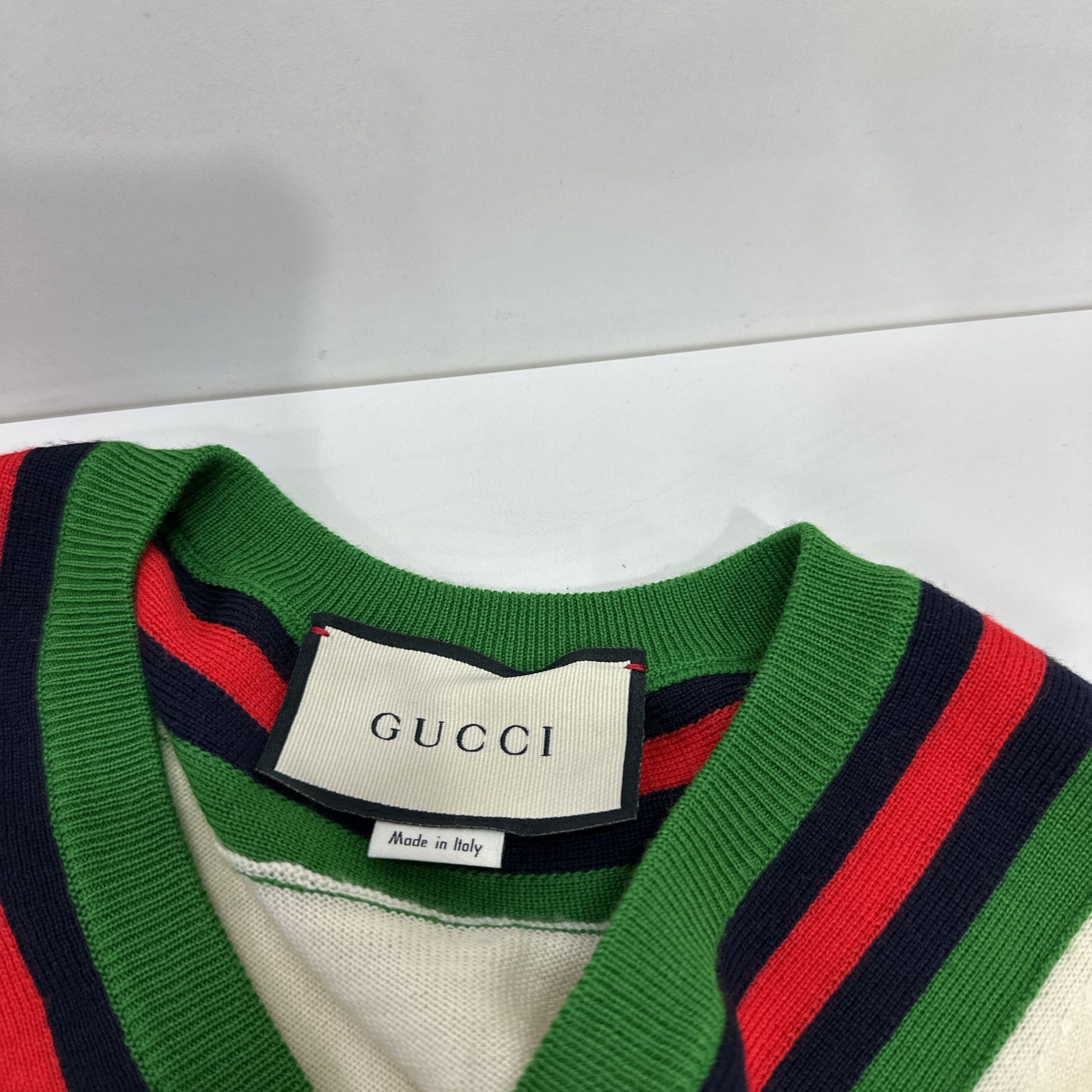Gucci Gucci Striped Trim V-Neck Wool Sweater Size S Size US S / EU 44-46 / 1 - 5 Thumbnail
