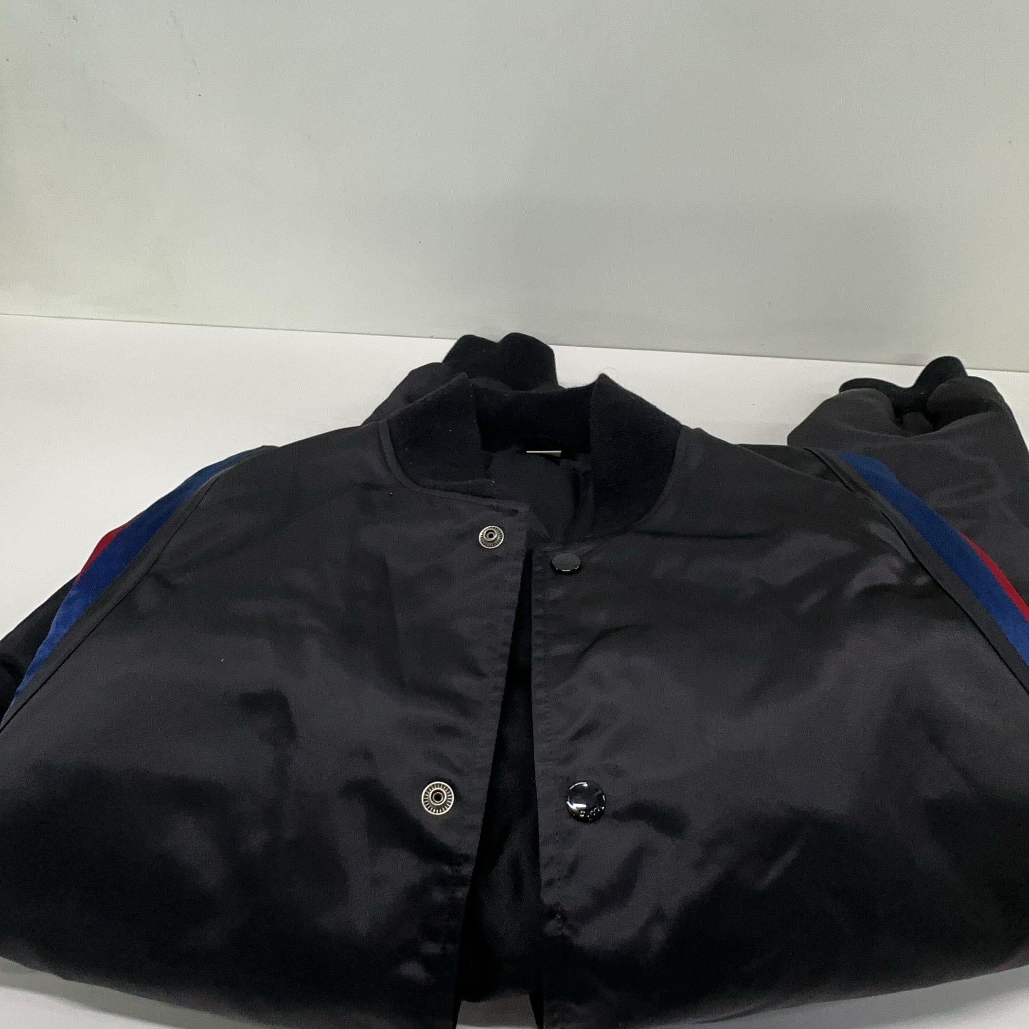 Gucci Gucci Band Logo Bomber Jacket 46 Size US S / EU 44-46 / 1 - 10 Thumbnail