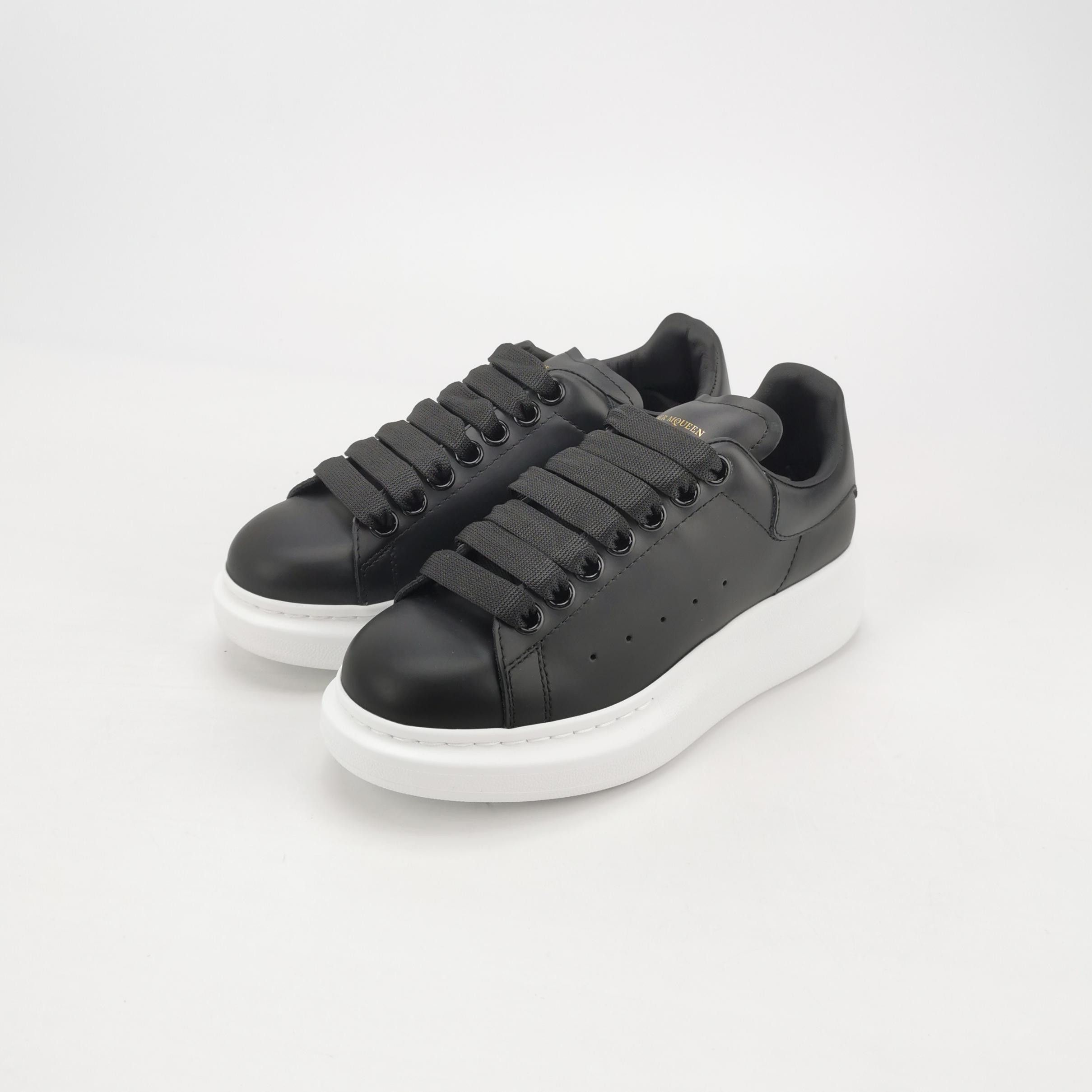 Alexander McQueen Alexander McQueen Women it_34 Lowtop Sneakers Size US 4 / IT 34 - 2 Thumbnail
