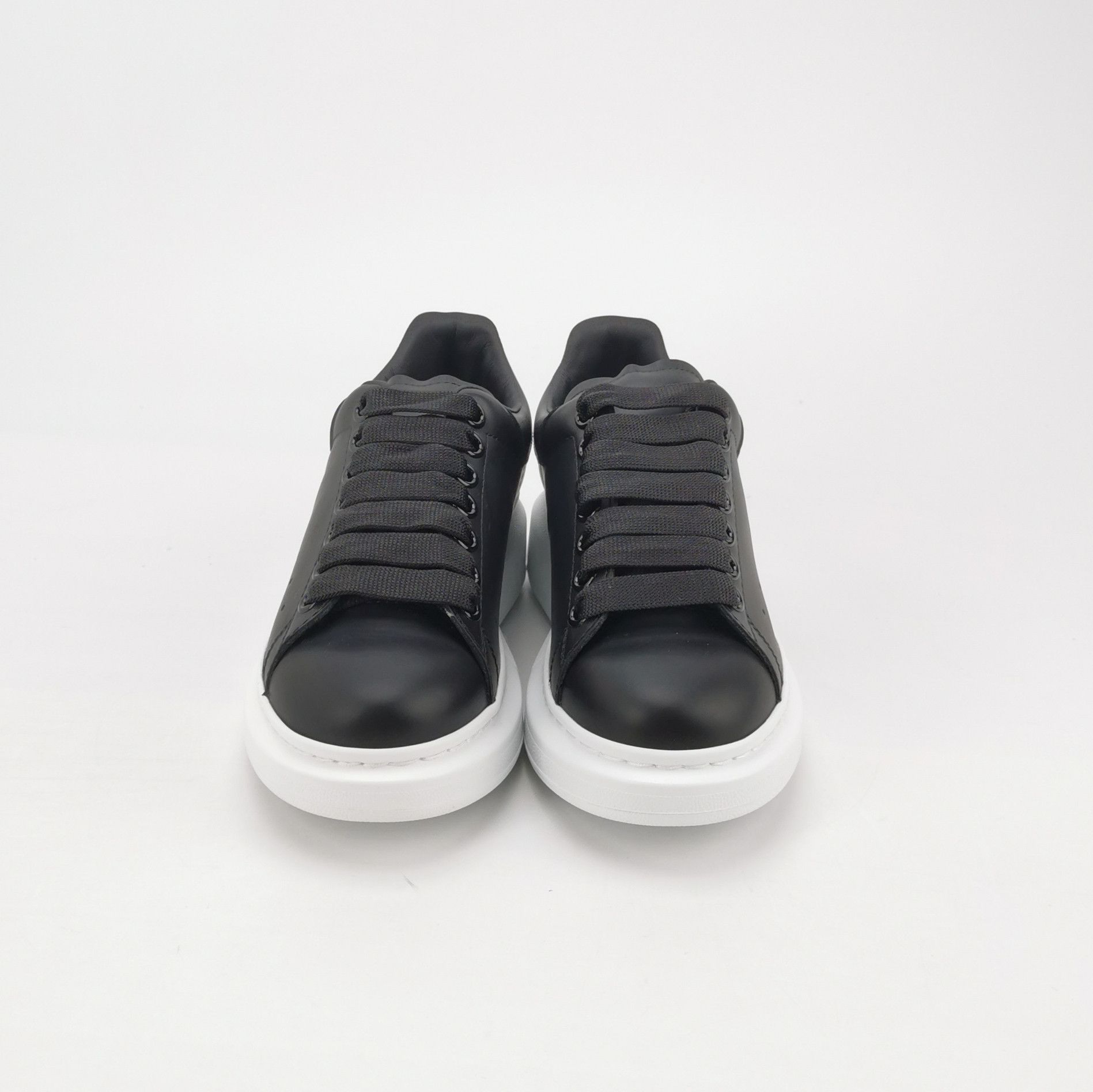 Alexander McQueen Alexander McQueen Women it_34 Lowtop Sneakers Size US 4 / IT 34 - 3 Thumbnail