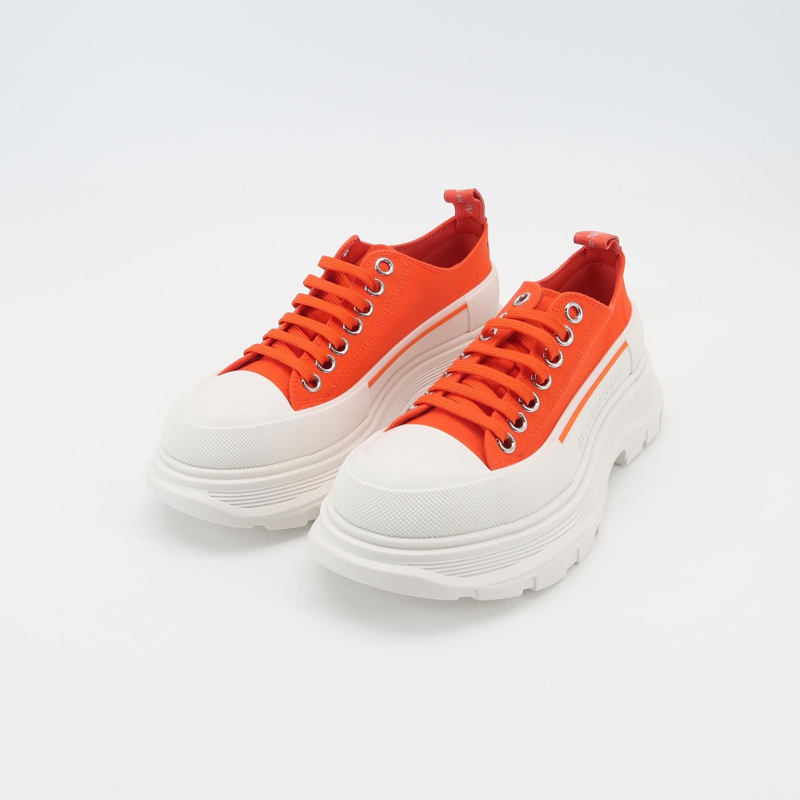 Alexander McQueen Alexander McQueen Women 8 Lowtop Sneakers Size US 8 / IT 38 - 2 Thumbnail