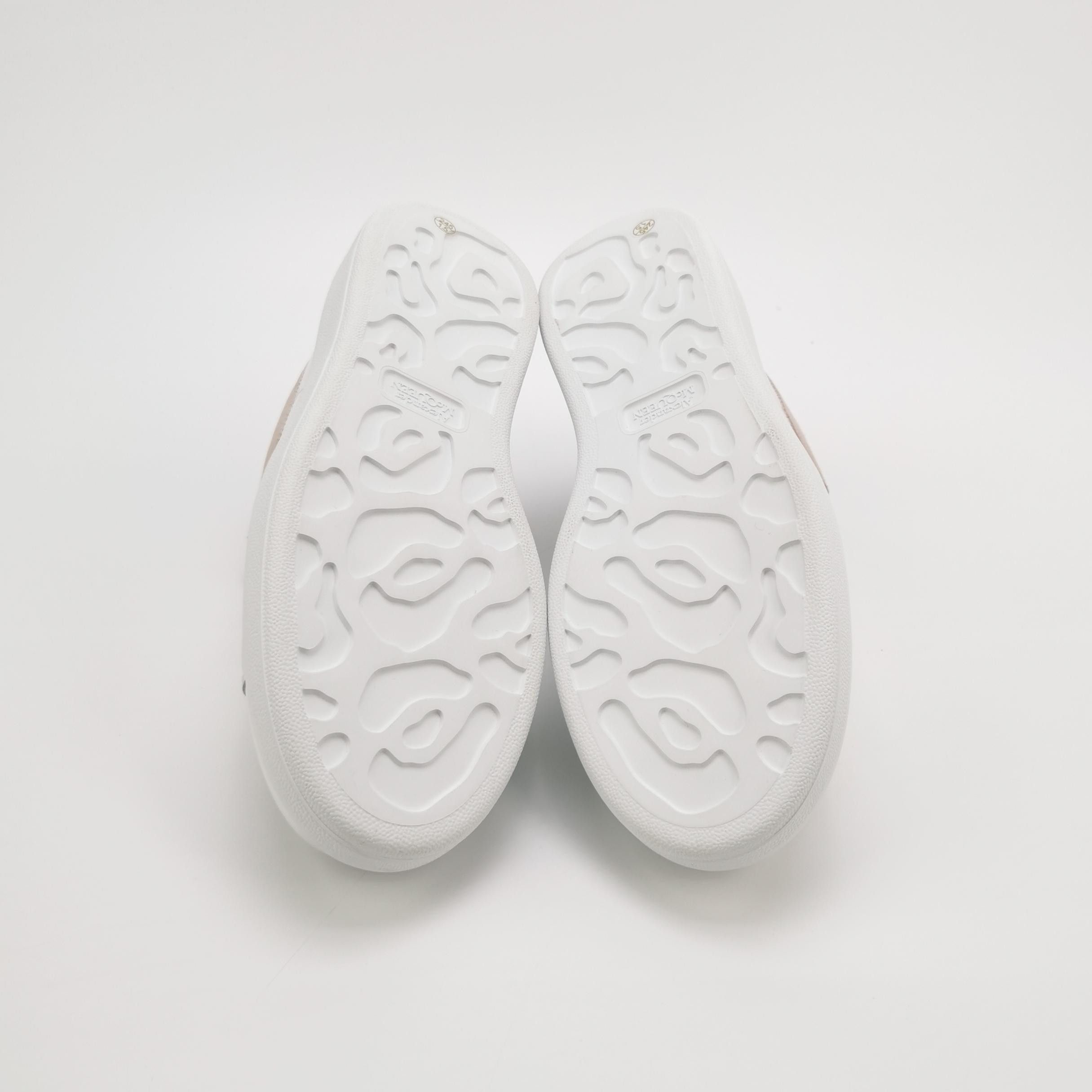 Alexander McQueen Alexander McQueen Women 9 Lowtop Sneakers Size US 9 / IT 39 - 5 Thumbnail