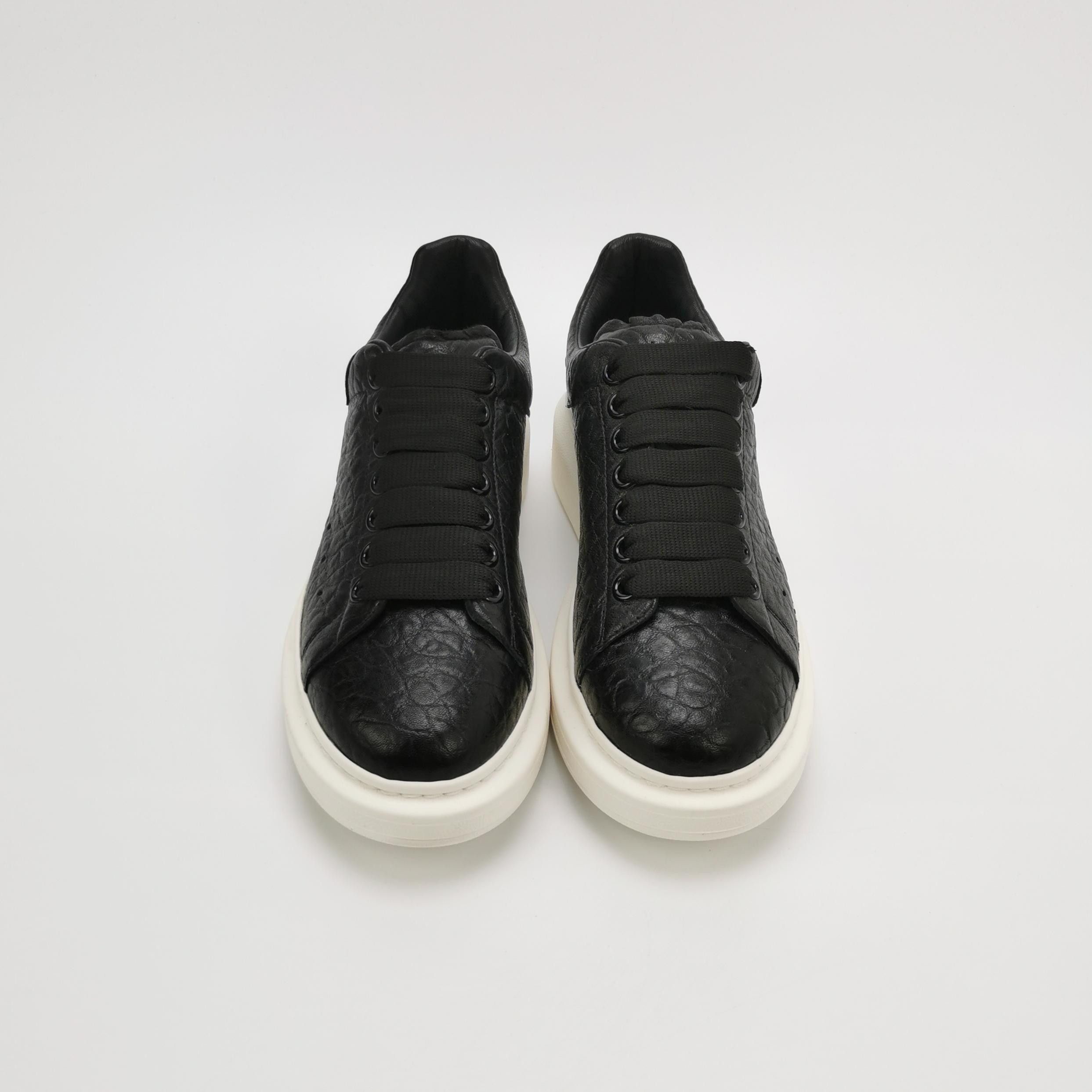 Alexander McQueen Alexander McQueen Women 7 Lowtop Sneakers Size US 7 / IT 37 - 3 Thumbnail