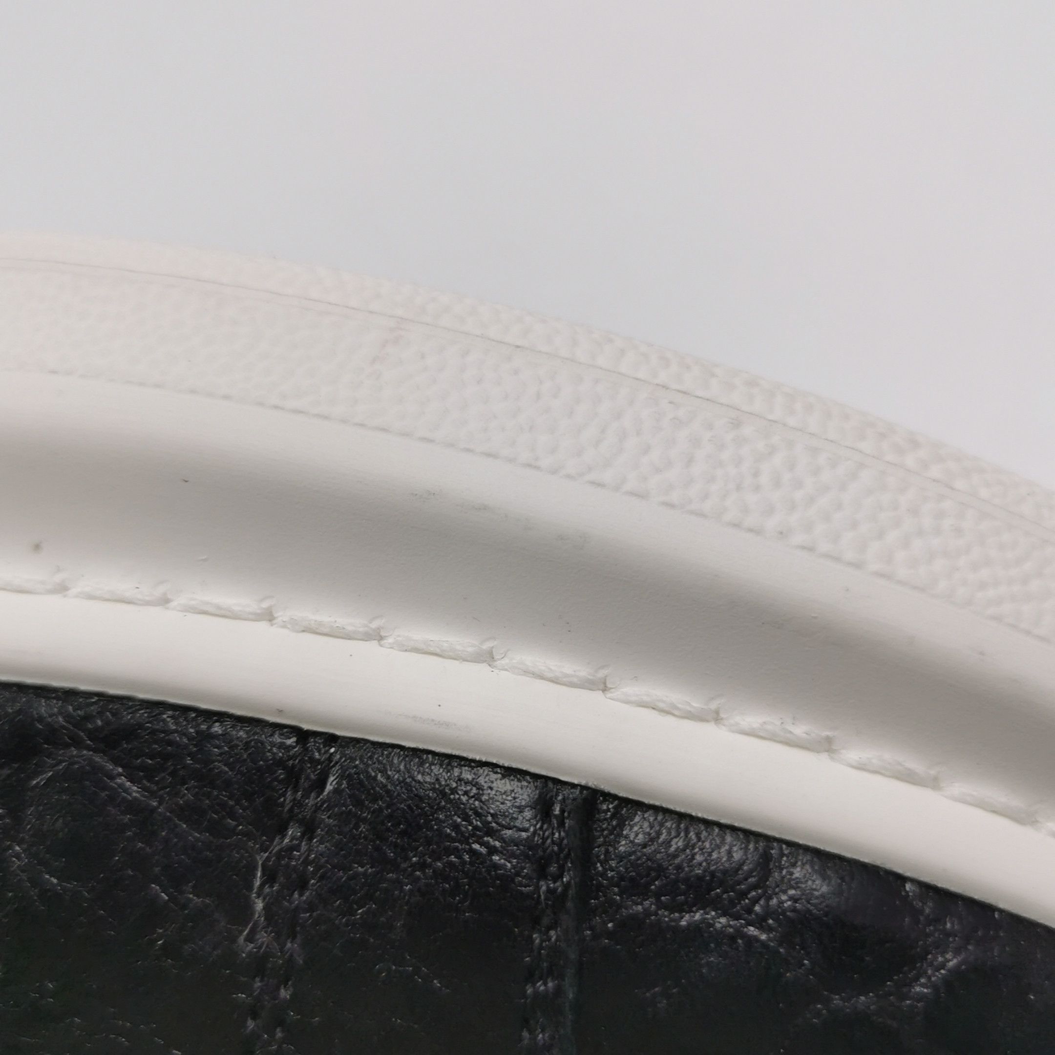 Alexander McQueen Alexander McQueen Women 7 Lowtop Sneakers Size US 7 / IT 37 - 7 Thumbnail