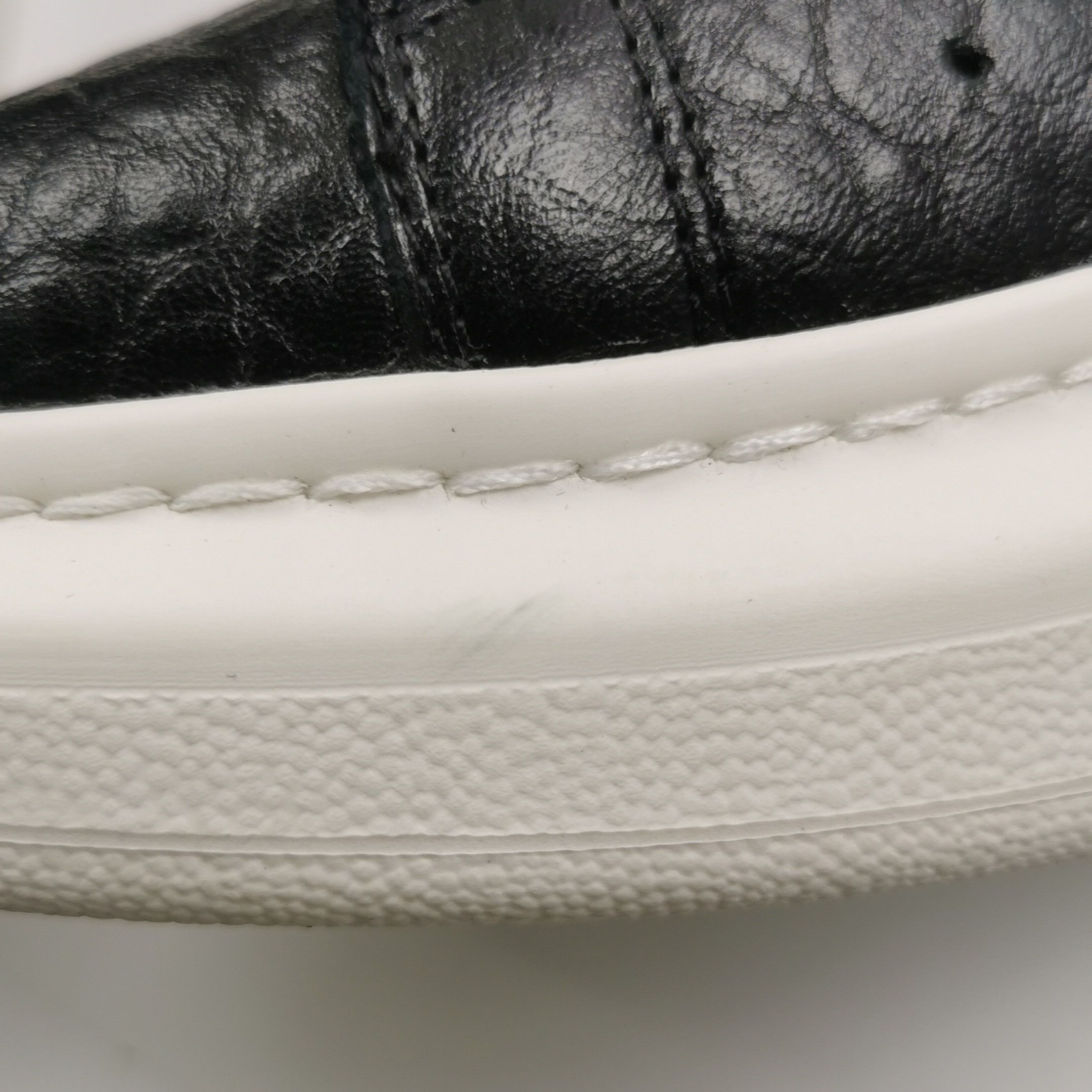 Alexander McQueen Alexander McQueen Women 7 Lowtop Sneakers Size US 7 / IT 37 - 8 Thumbnail