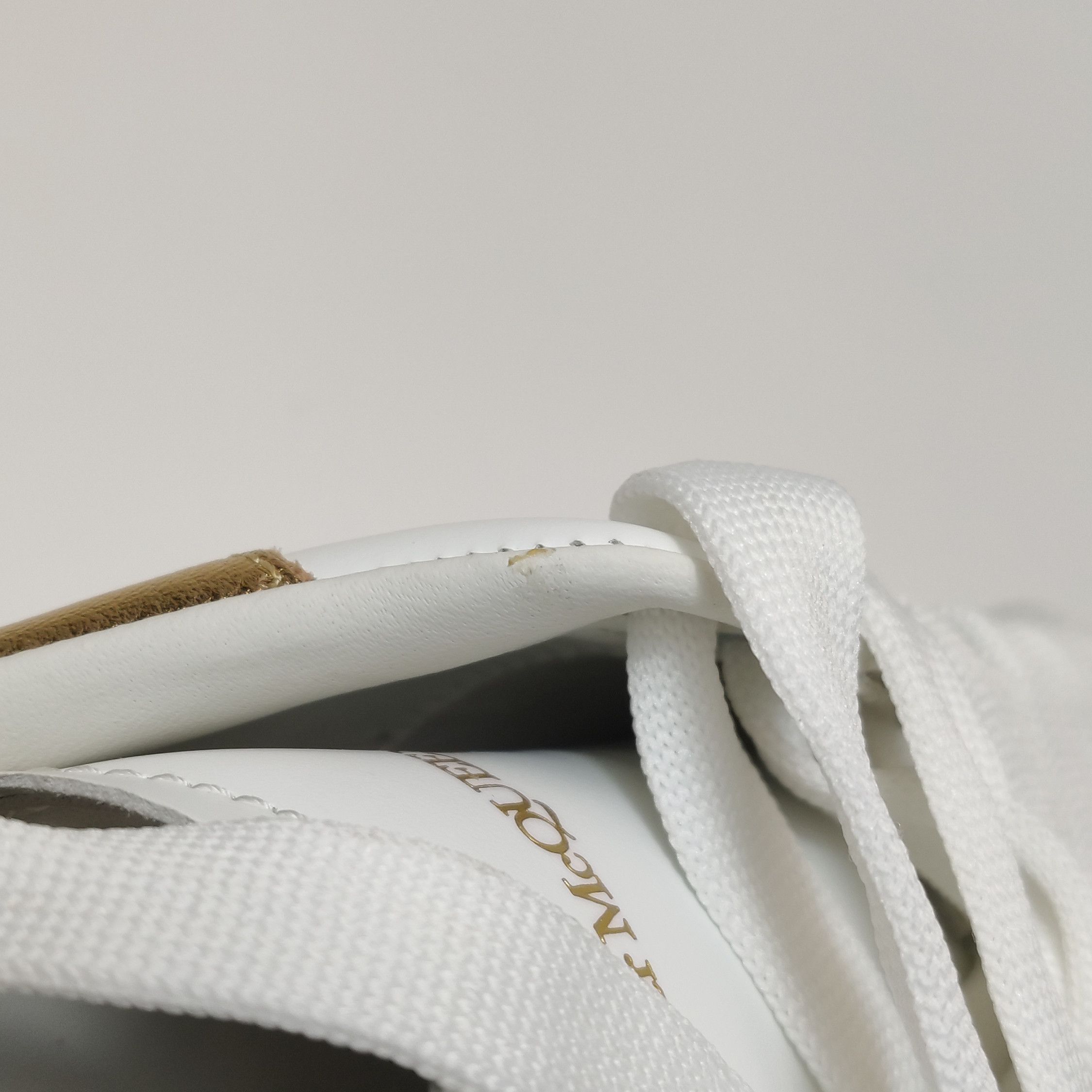 Alexander McQueen Alexander McQueen Women 5 Lowtop Sneakers Size US 5 / IT 35 - 7 Thumbnail