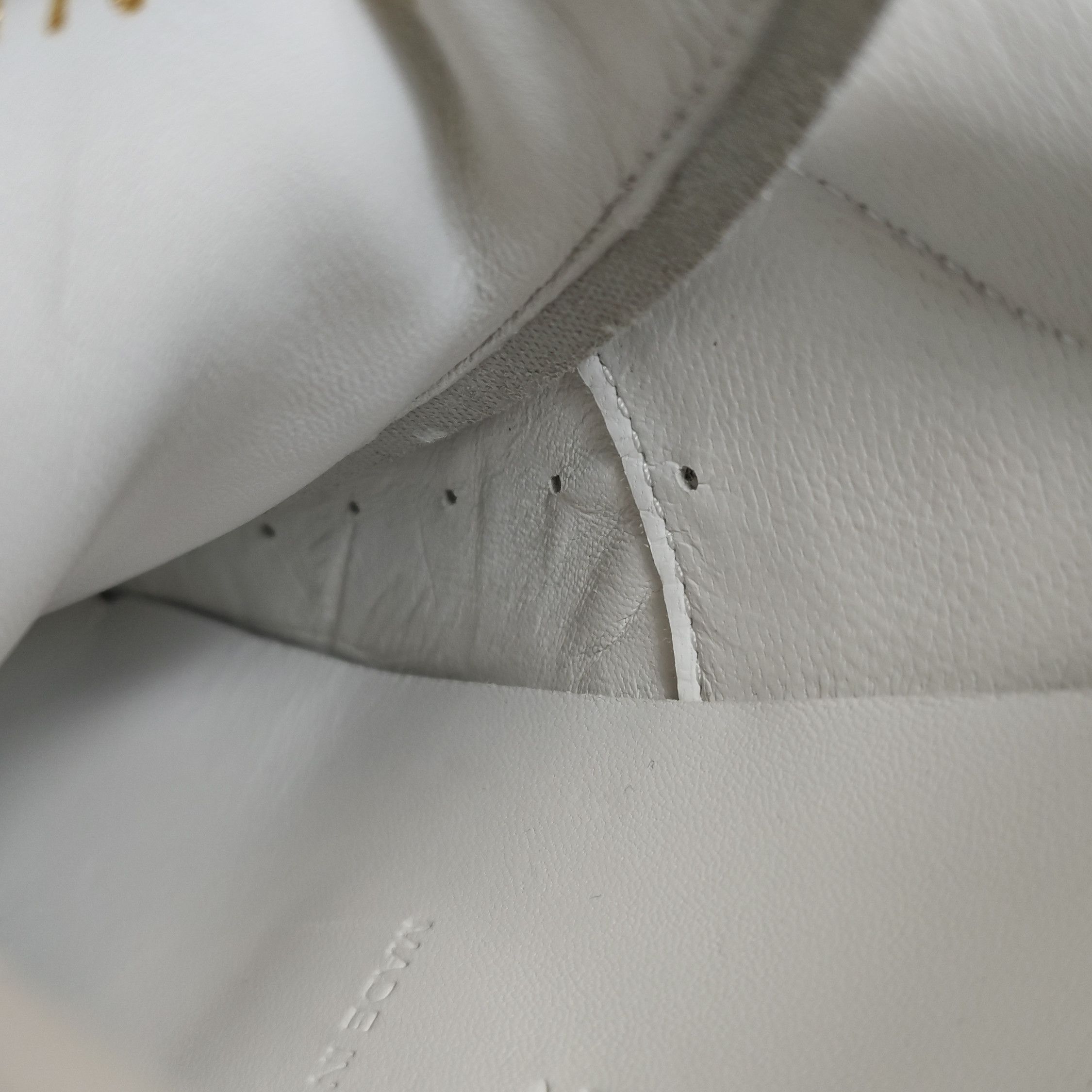 Alexander McQueen Alexander McQueen Women 5 Lowtop Sneakers Size US 5 / IT 35 - 13 Thumbnail