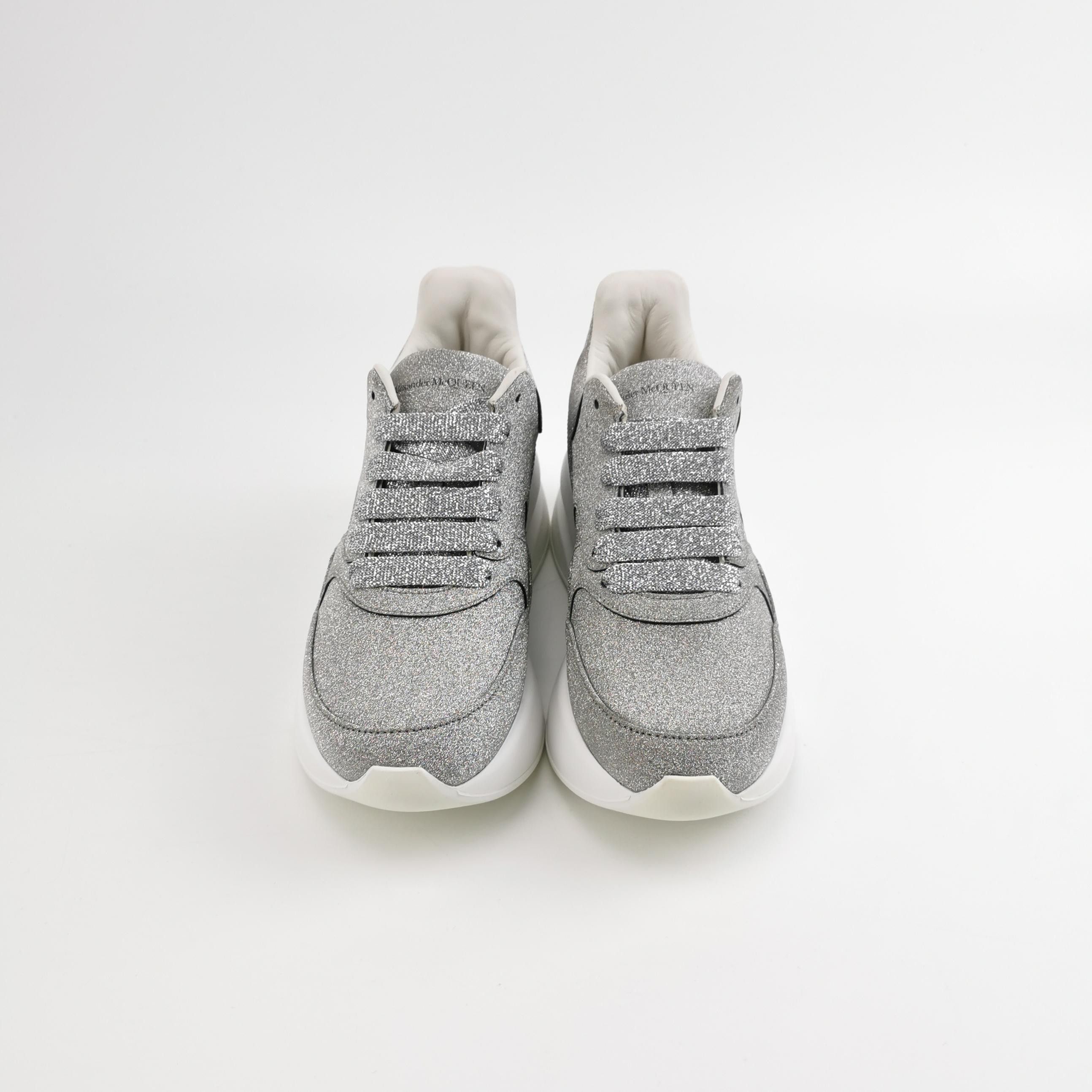 Alexander McQueen Alexander McQueen Women 6 Lowtop Sneakers Size US 6 / IT 36 - 3 Thumbnail