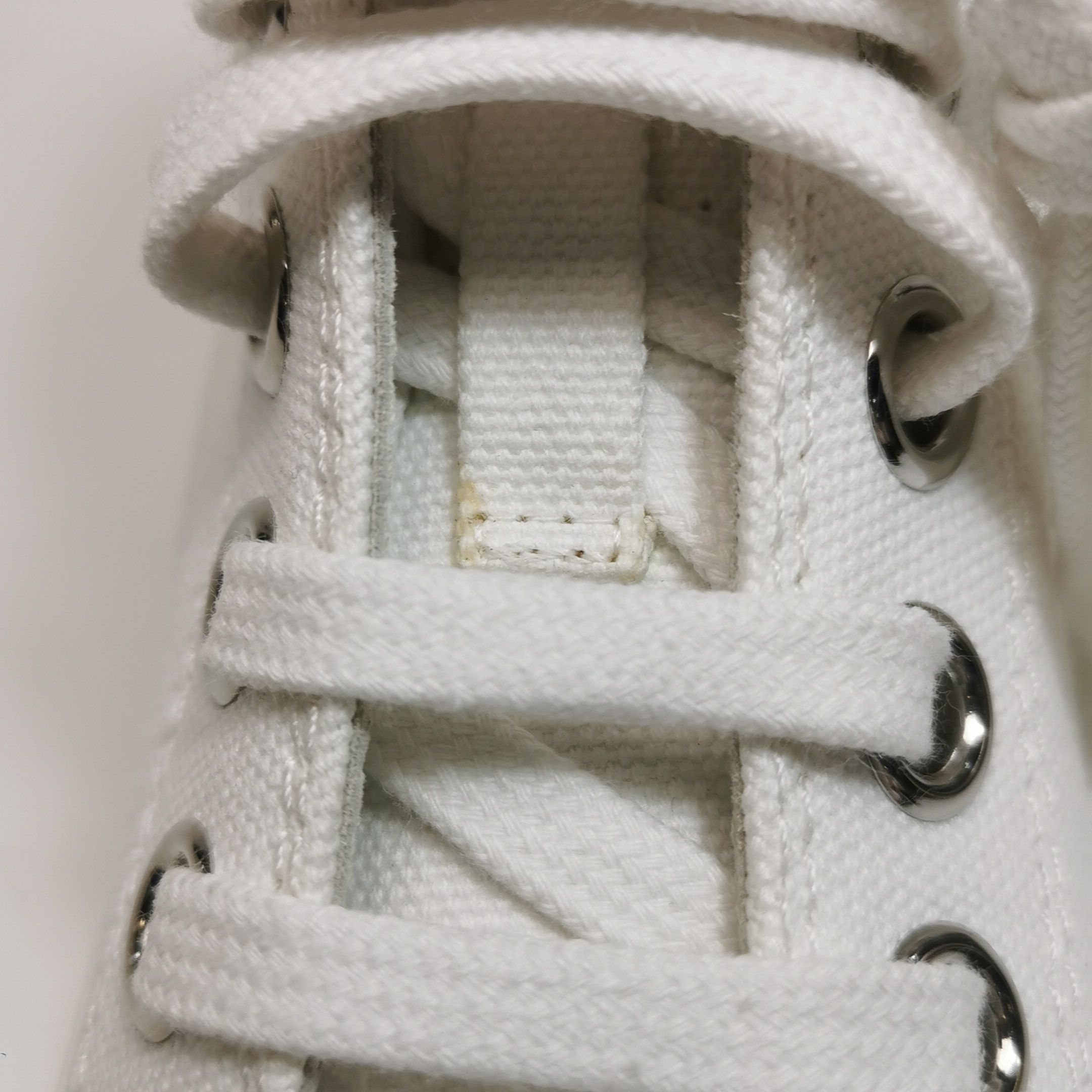 Alexander McQueen Alexander McQueen Women 5 Lowtop Sneakers Size US 5 / IT 35 - 9 Thumbnail