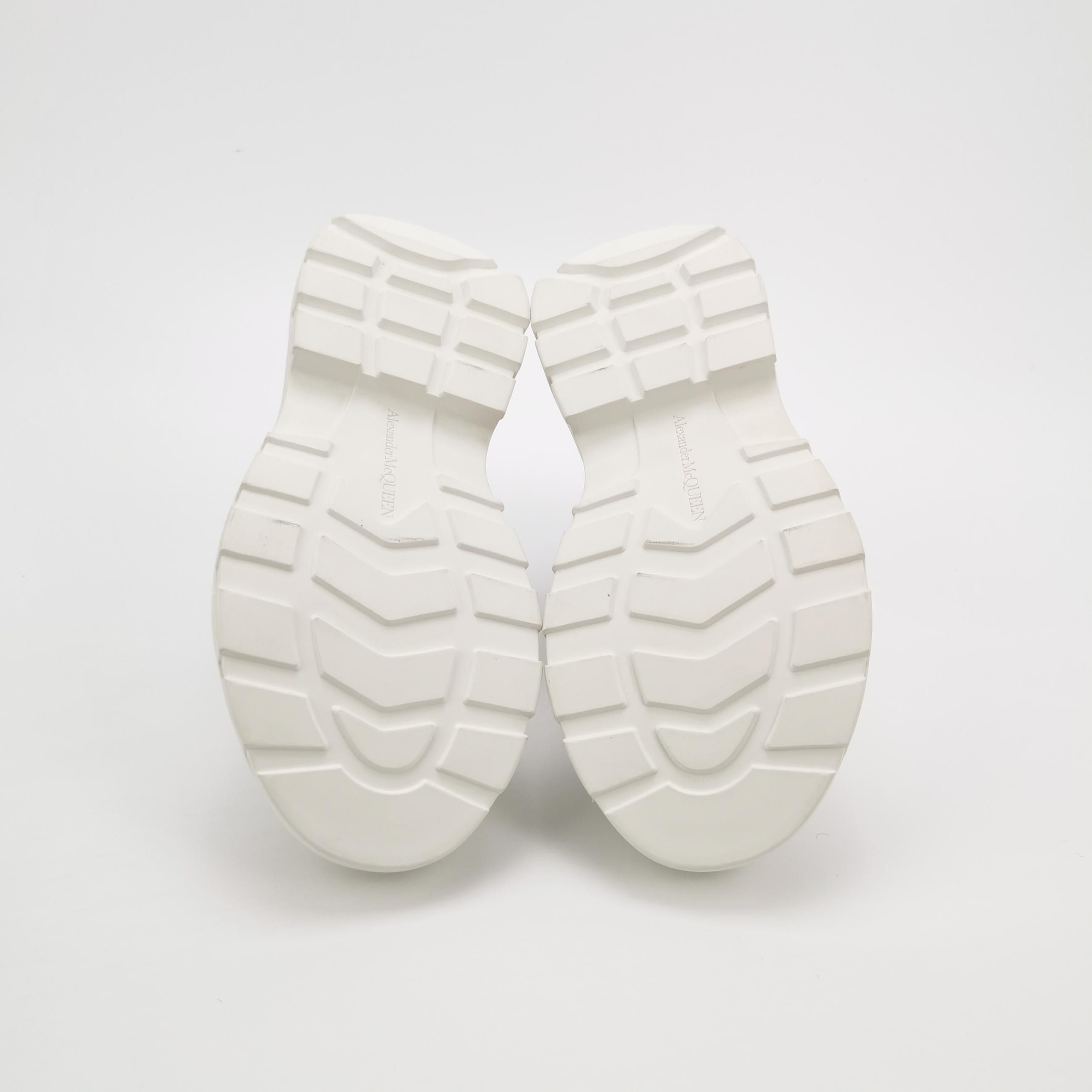 Alexander McQueen Alexander McQueen Women 5 Lowtop Sneakers Size US 5 / IT 35 - 5 Thumbnail