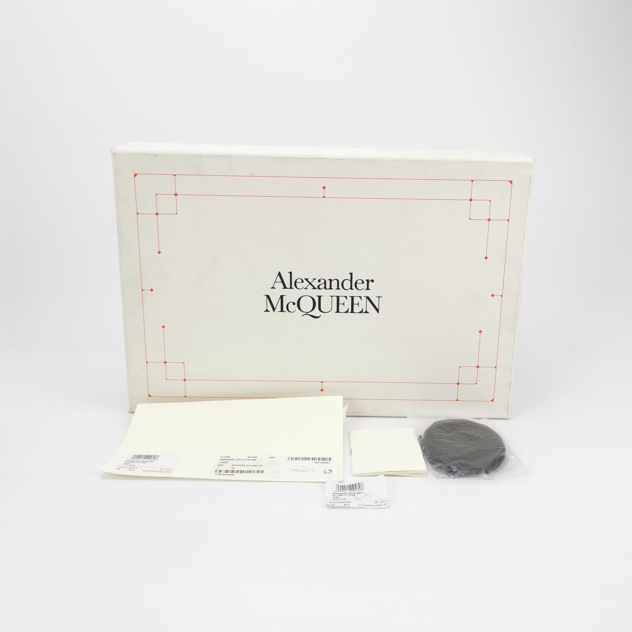 Alexander McQueen Alexander McQueen Women 5 Lowtop Sneakers Size US 5 / IT 35 - 6 Thumbnail
