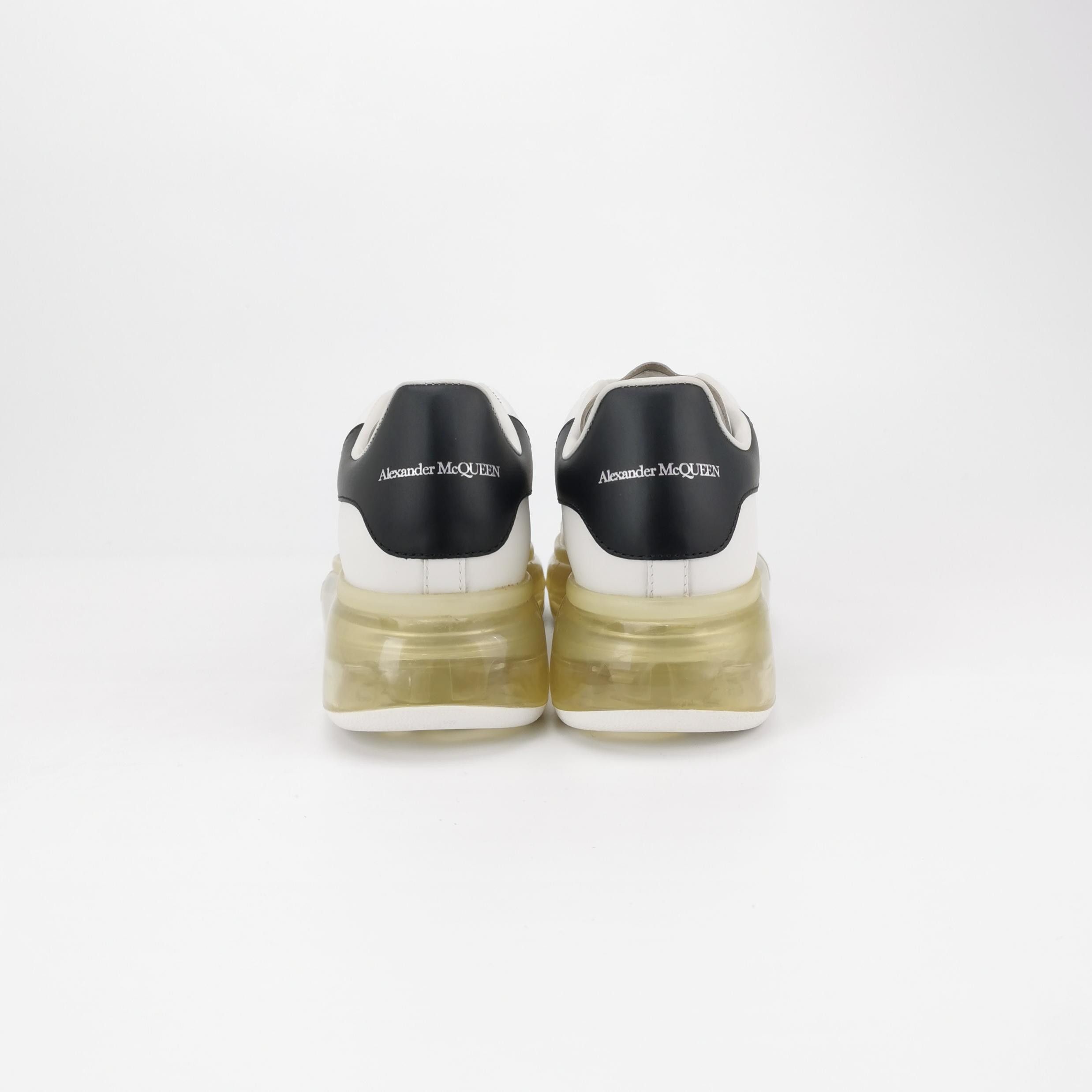 Alexander McQueen Alexander McQueen Women 5 Lowtop Sneakers Size US 5 / IT 35 - 4 Thumbnail