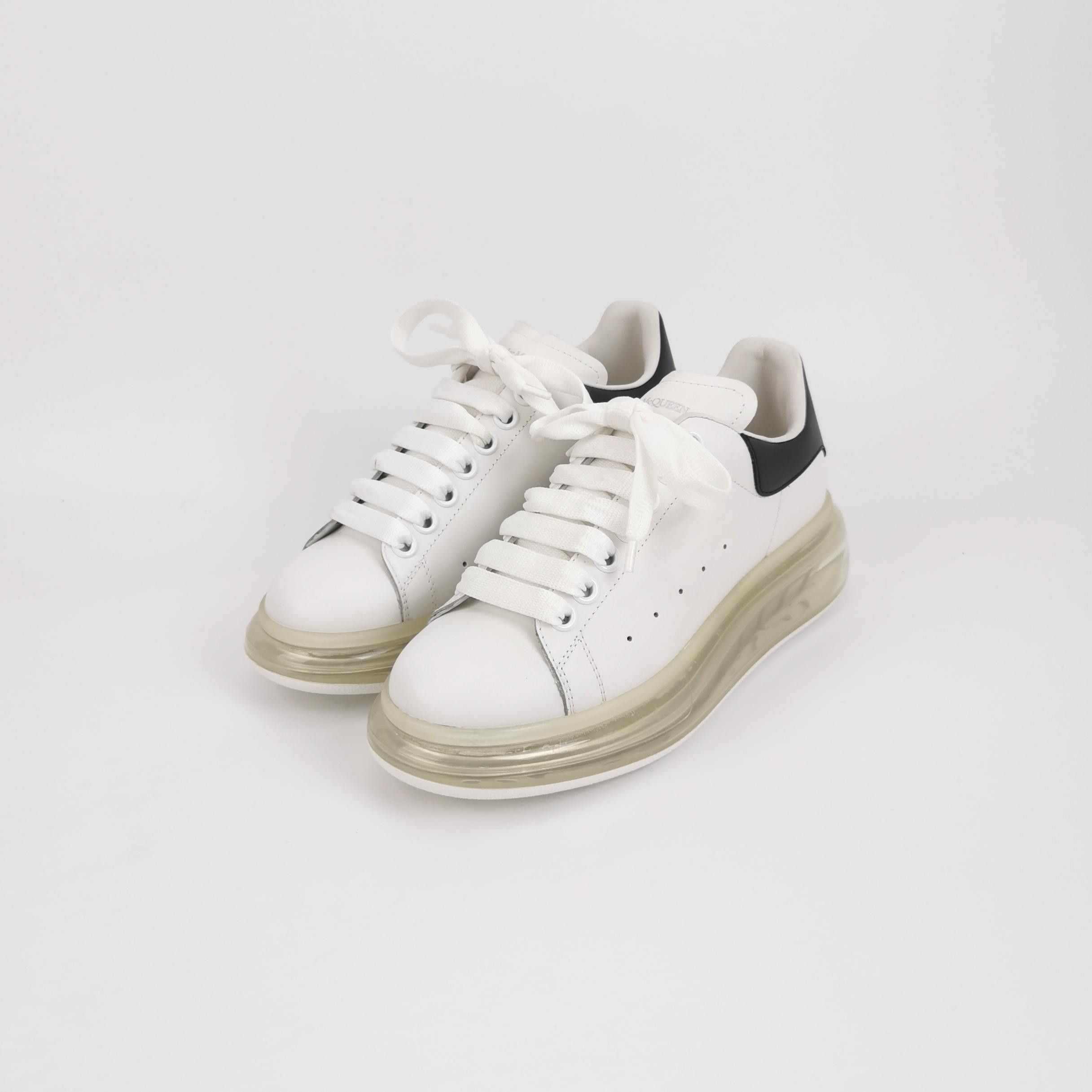 Alexander McQueen Alexander McQueen Women 7 Lowtop Sneakers Size US 7 / IT 37 - 2 Thumbnail