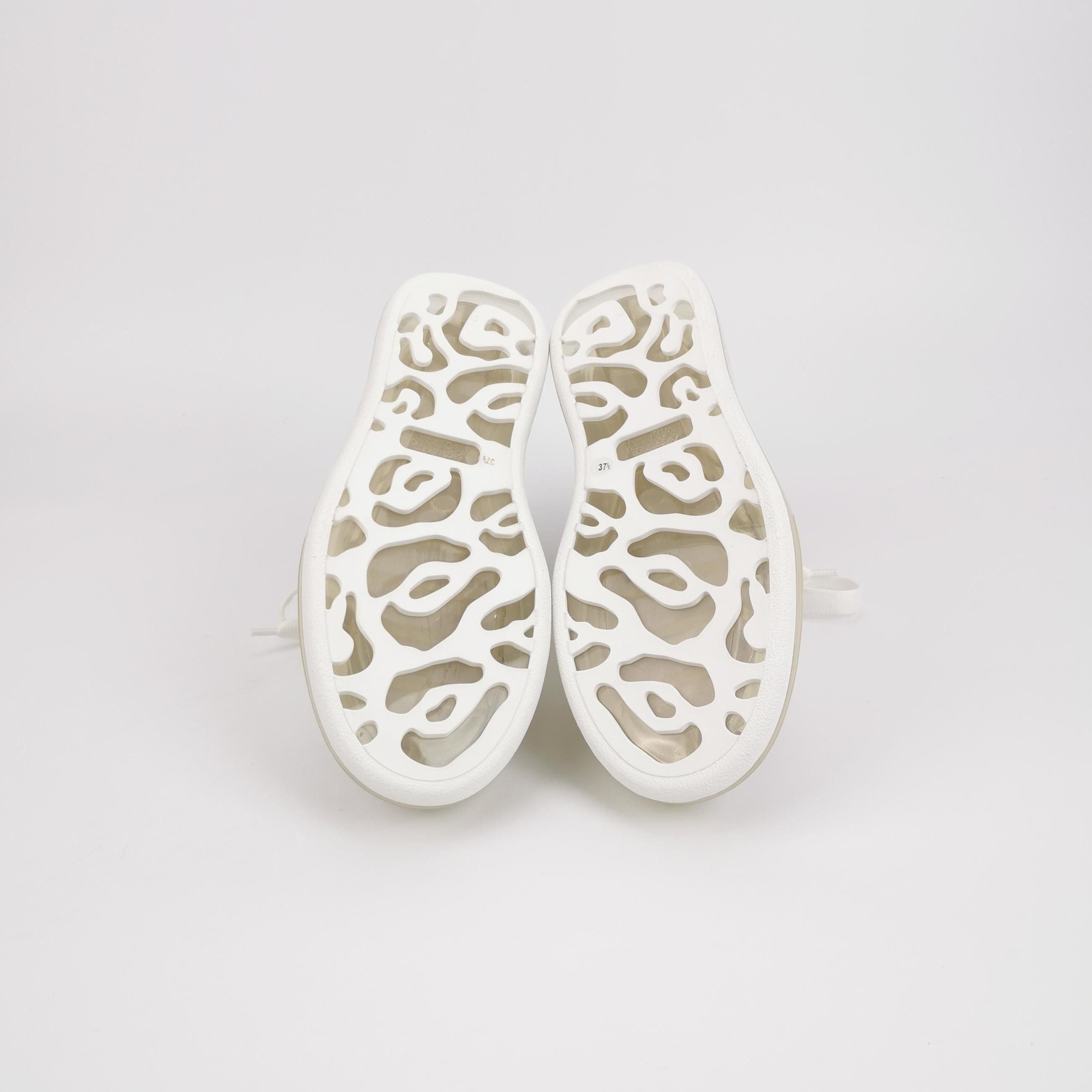 Alexander McQueen Alexander McQueen Women 7 Lowtop Sneakers Size US 7 / IT 37 - 5 Thumbnail