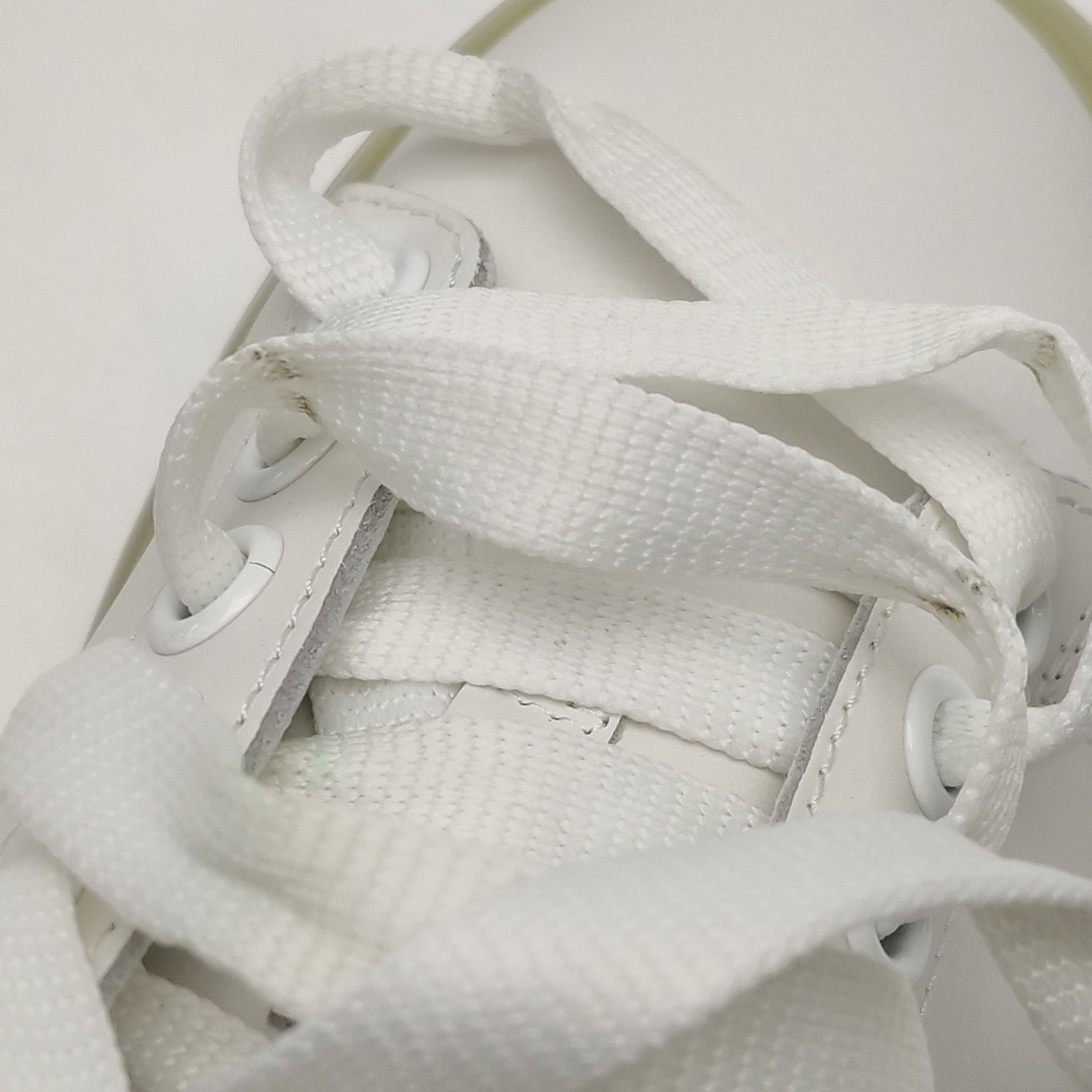 Alexander McQueen Alexander McQueen Women 7 Lowtop Sneakers Size US 7 / IT 37 - 8 Thumbnail