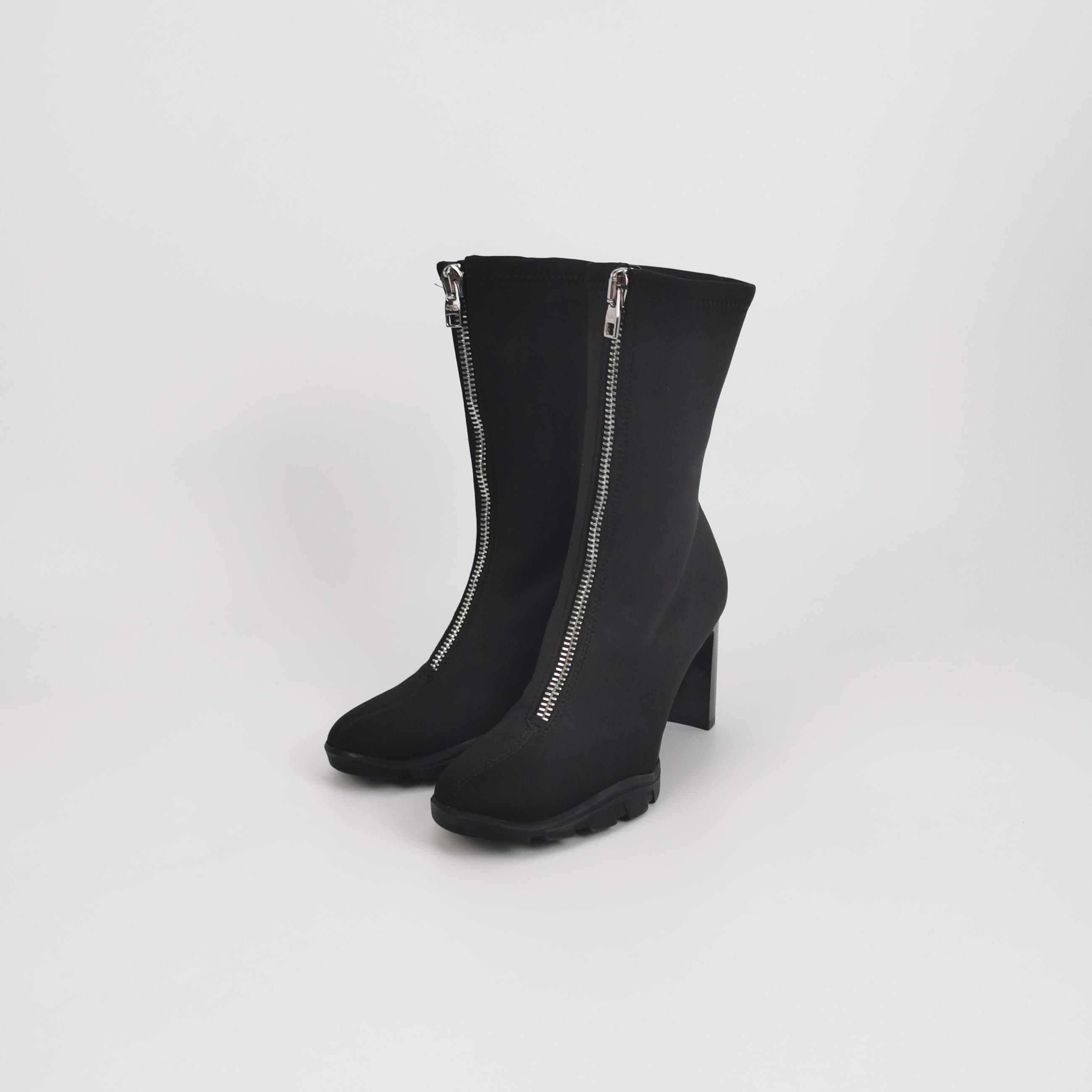 Alexander McQueen Alexander McQueen Women 5 Boots Size US 5 / IT 35 - 2 Thumbnail