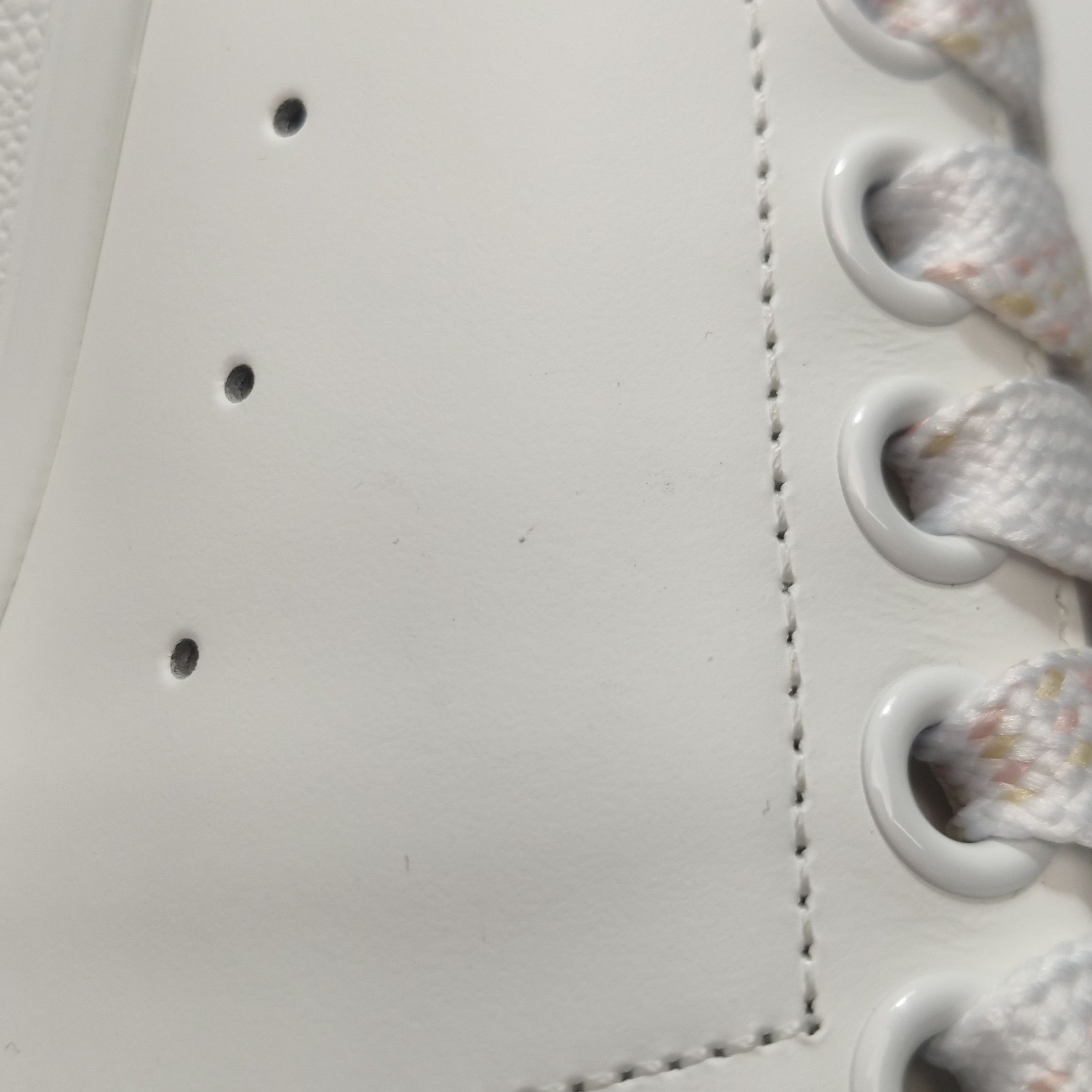 Alexander McQueen Alexander McQueen Women 8 Lowtop Sneakers Size US 8 / IT 38 - 8 Thumbnail