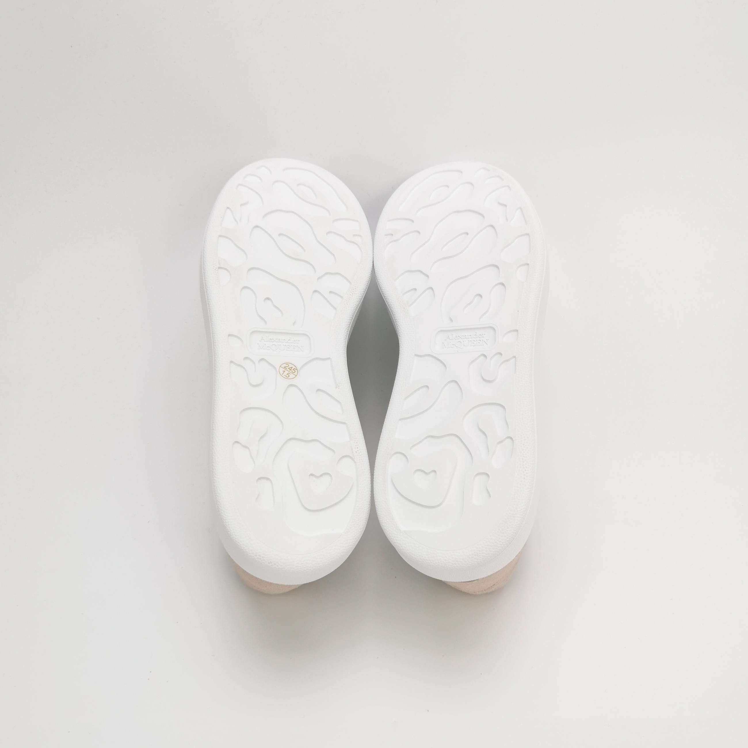 Alexander McQueen Alexander McQueen Women 8 Lowtop Sneakers Size US 8 / IT 38 - 5 Thumbnail