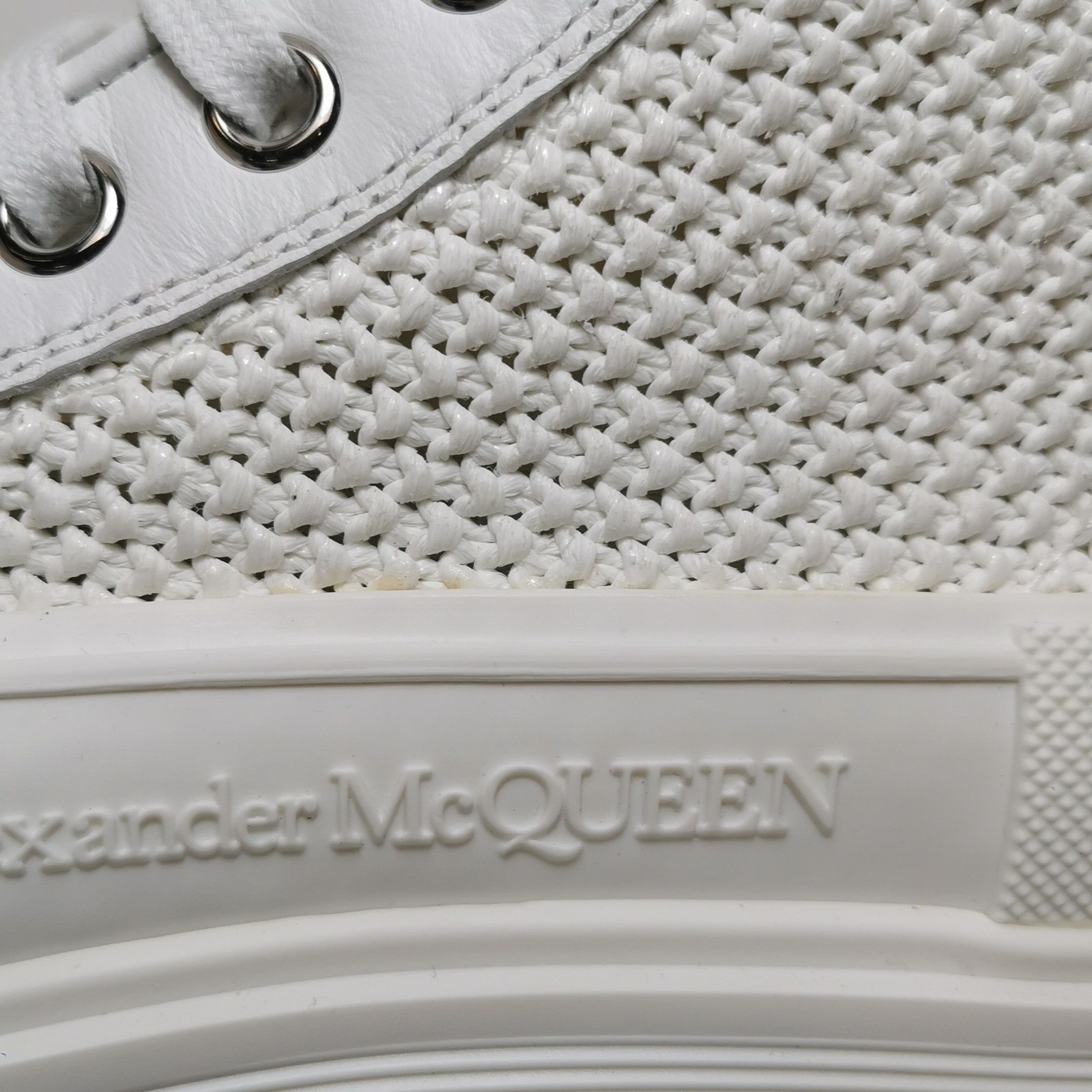 Alexander McQueen Alexander McQueen Women 8 Lowtop Sneakers Size US 8 / IT 38 - 11 Thumbnail