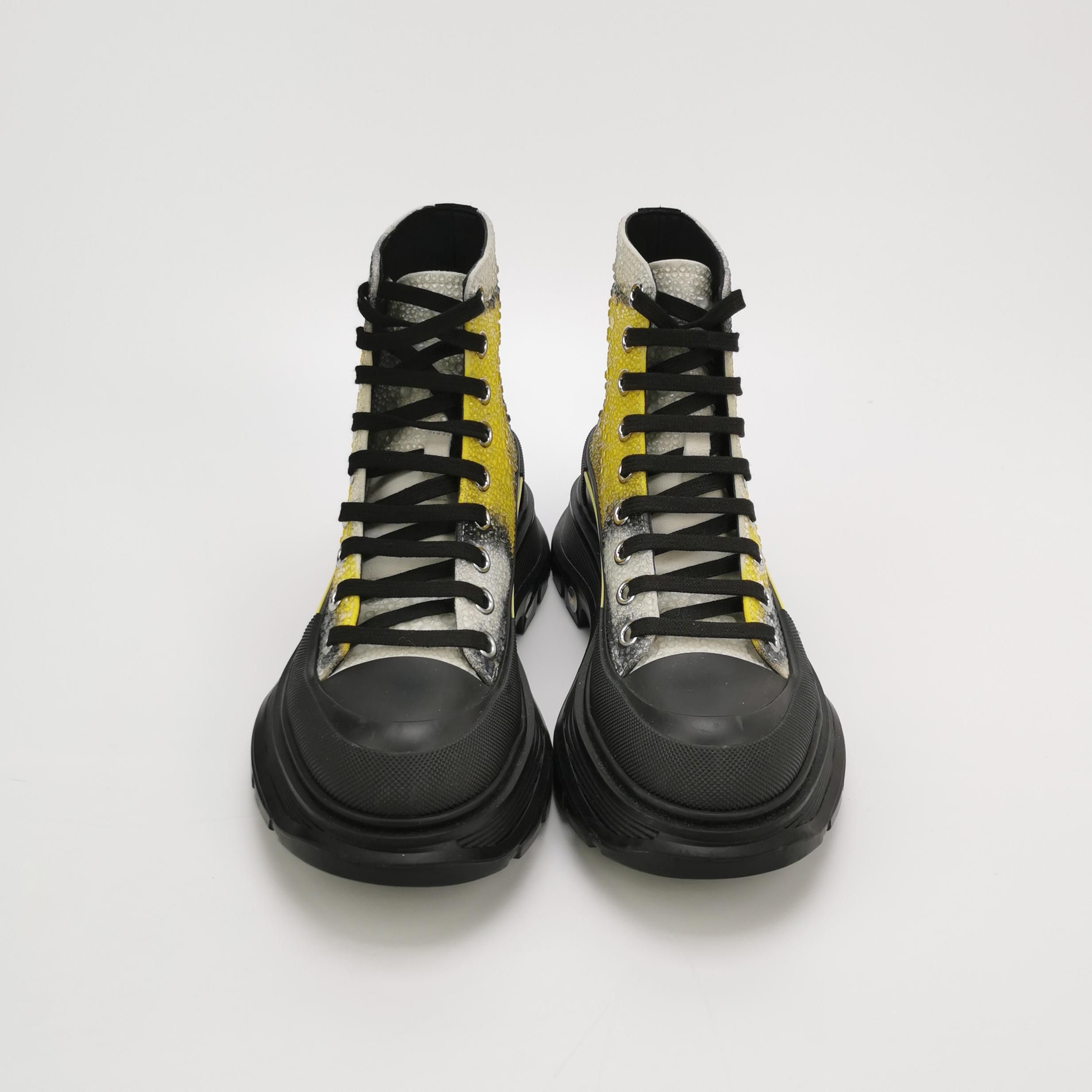 Alexander McQueen Alexander McQueen Women 6 Boots Size US 6 / IT 36 - 3 Thumbnail