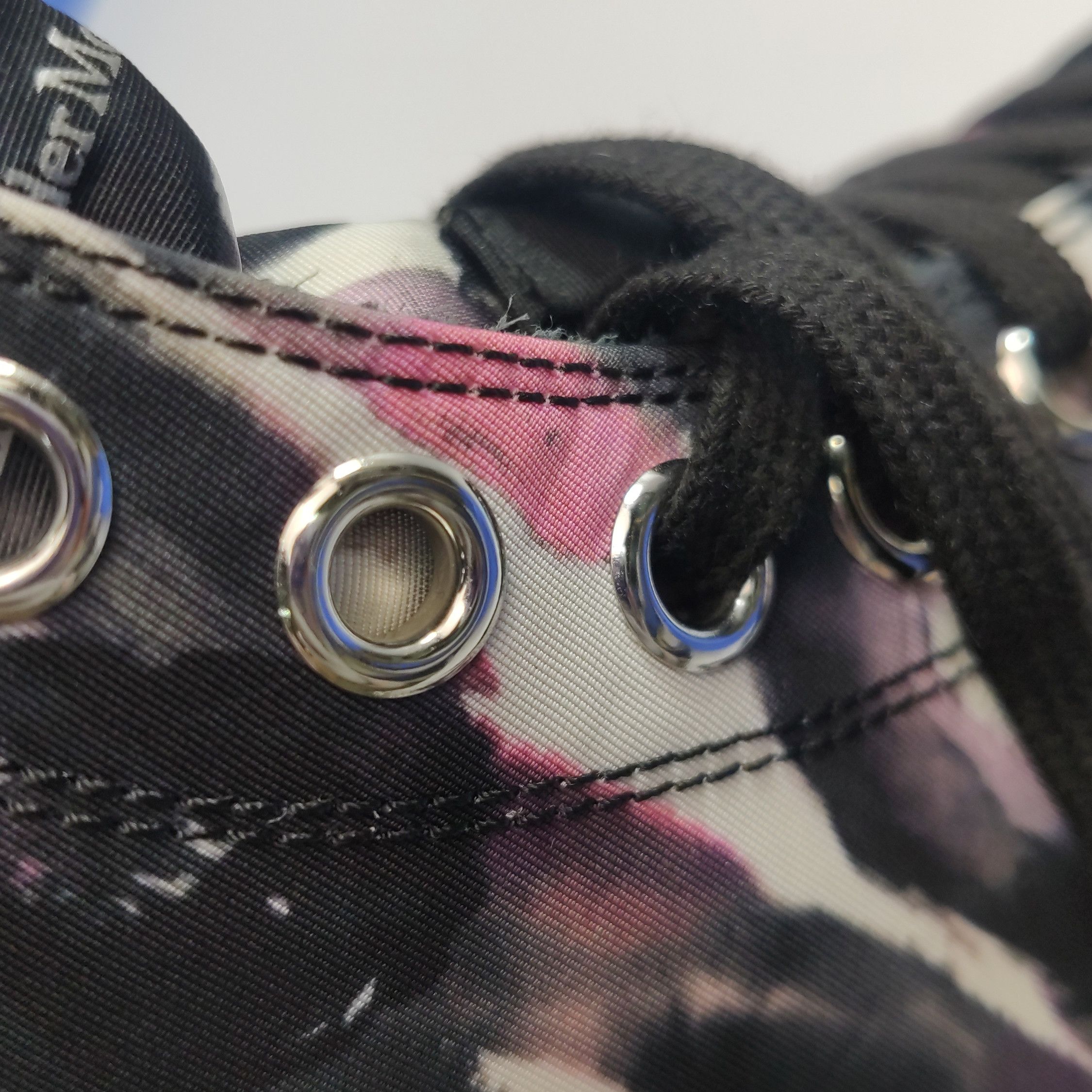 Alexander McQueen Alexander McQueen Women 6 Lowtop Sneakers Size US 6 / IT 36 - 7 Thumbnail