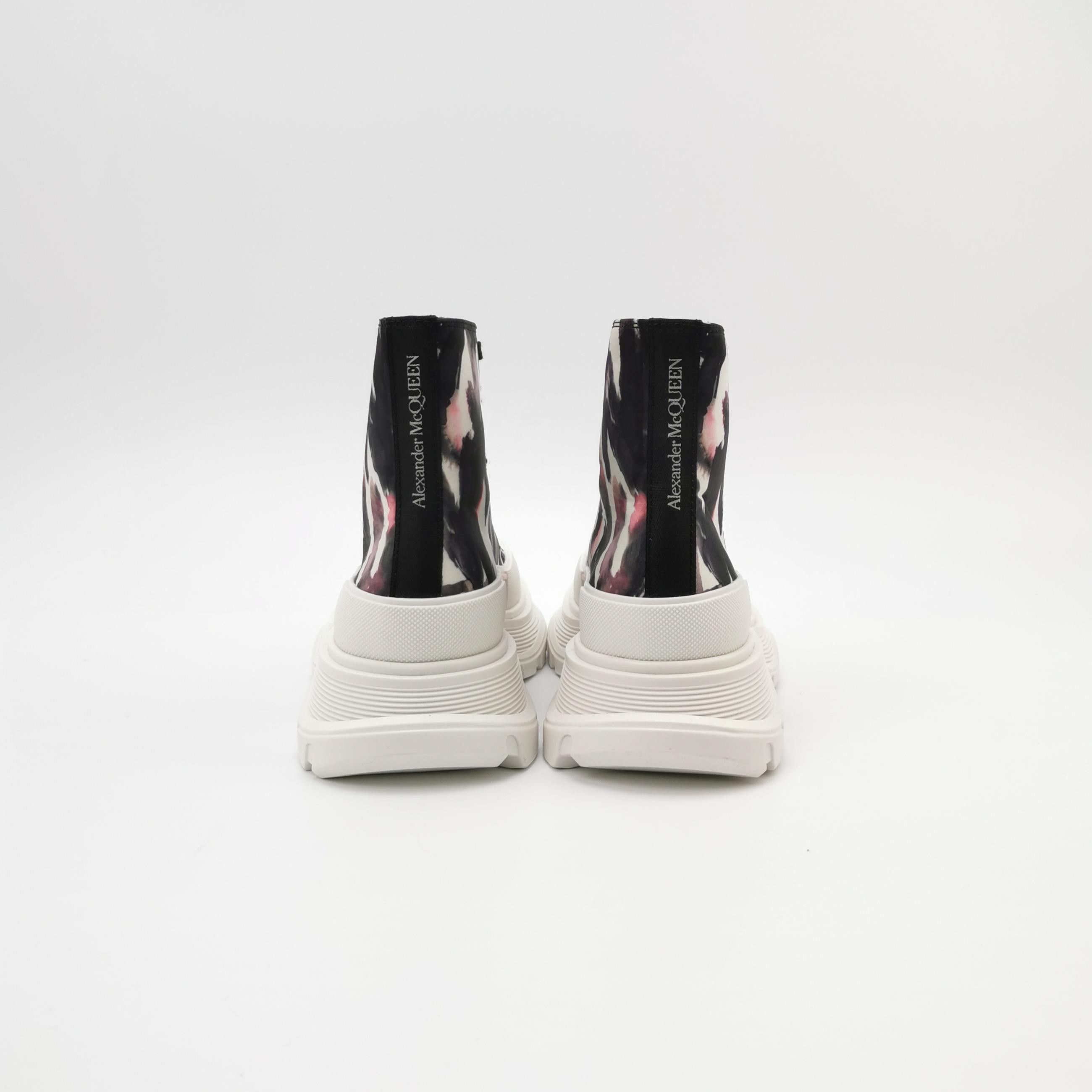 Alexander McQueen Alexander McQueen Women 6 Lowtop Sneakers Size US 6 / IT 36 - 4 Thumbnail