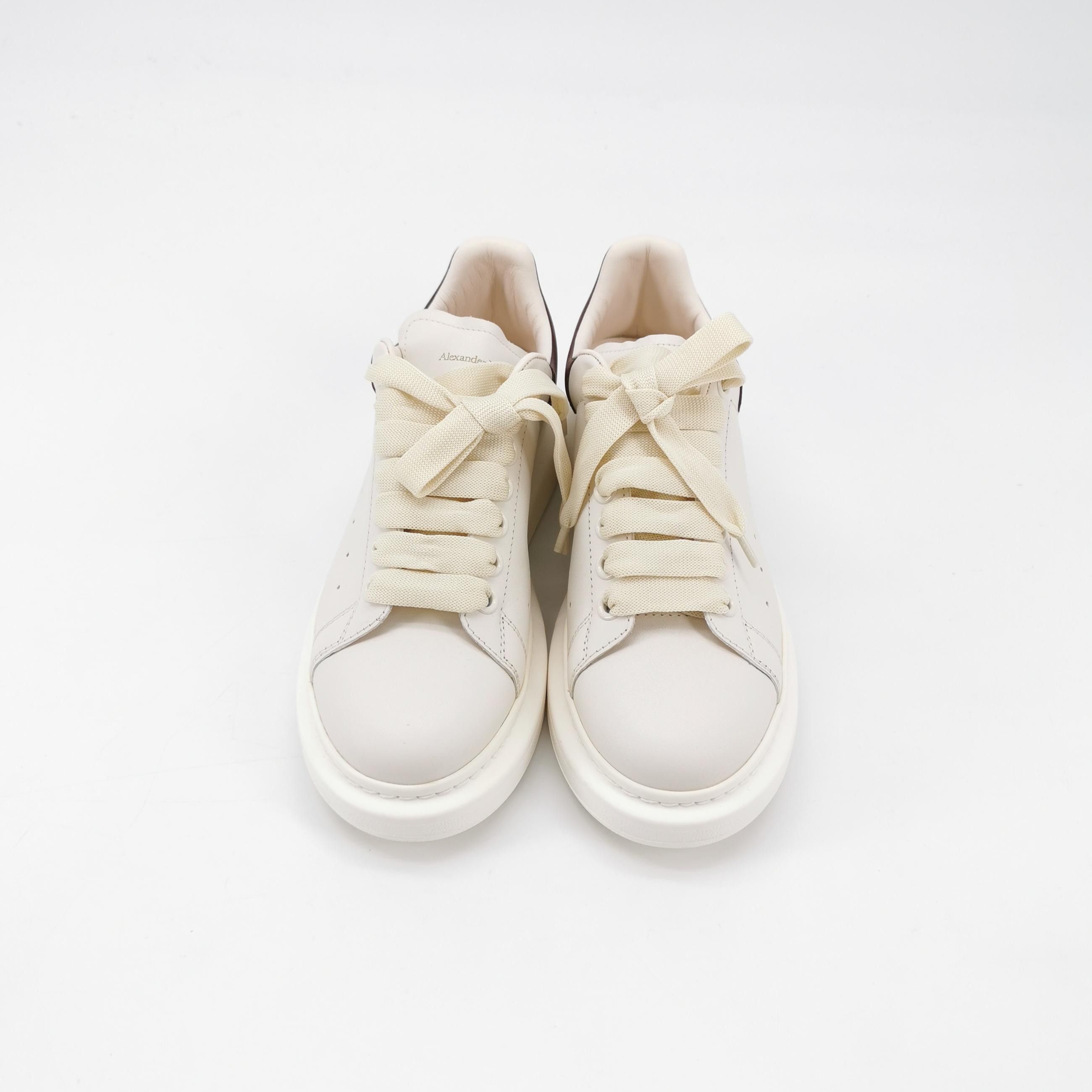 Alexander McQueen Alexander McQueen Women 7 Lowtop Sneakers Size US 7 / IT 37 - 3 Thumbnail