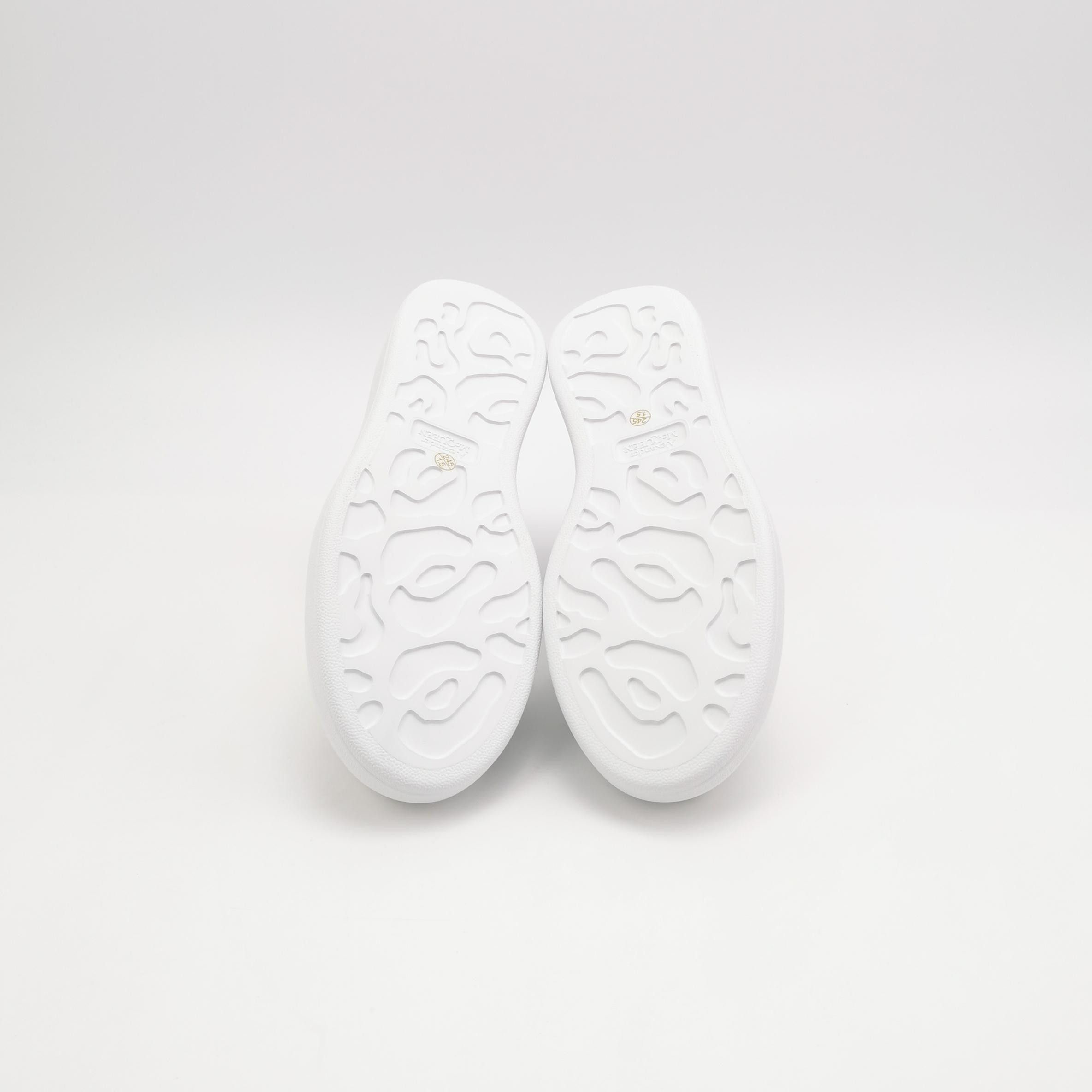 Alexander McQueen Alexander McQueen Women 9 Lowtop Sneakers Size US 9 / IT 39 - 5 Thumbnail