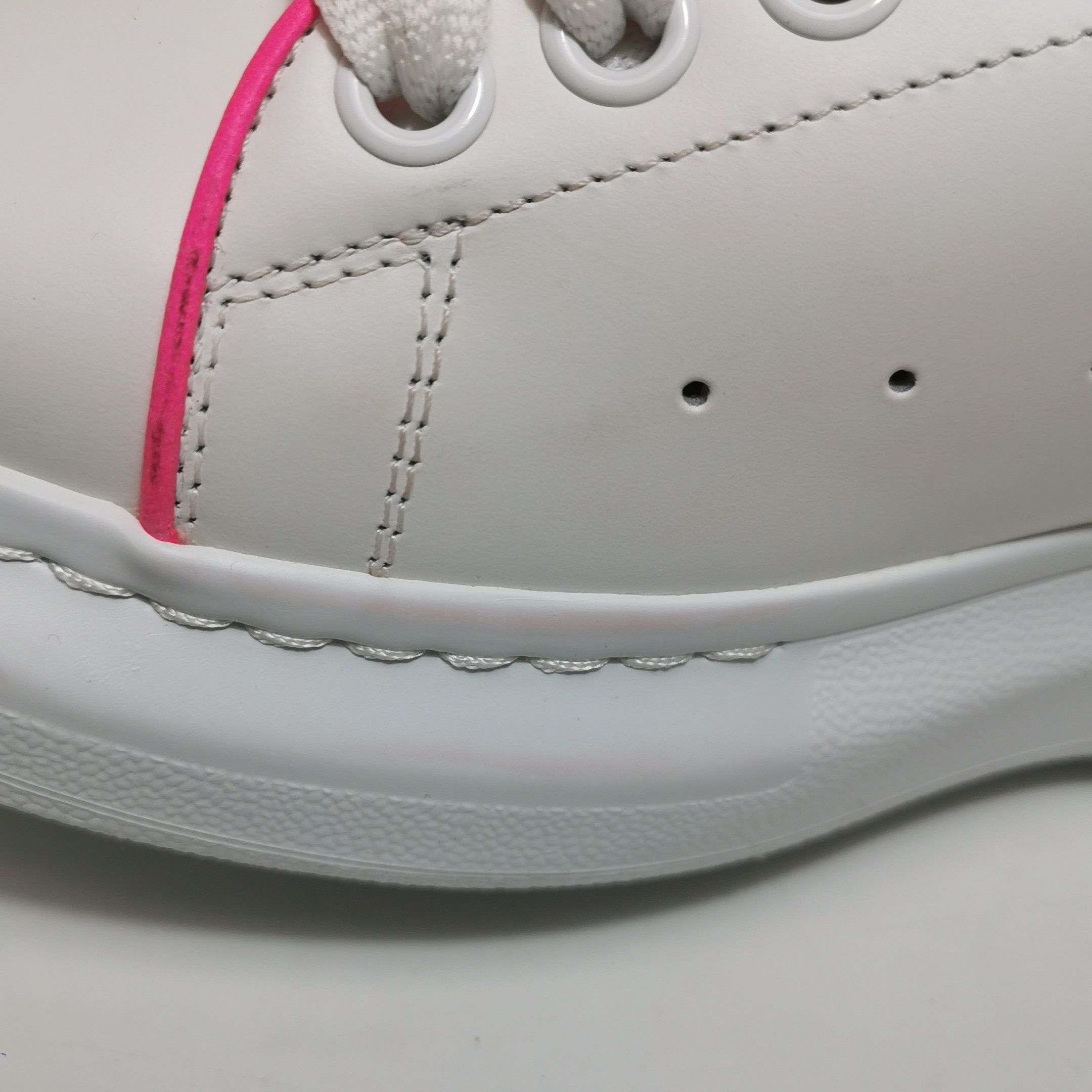 Alexander McQueen Alexander McQueen Women 9 Lowtop Sneakers Size US 9 / IT 39 - 12 Thumbnail