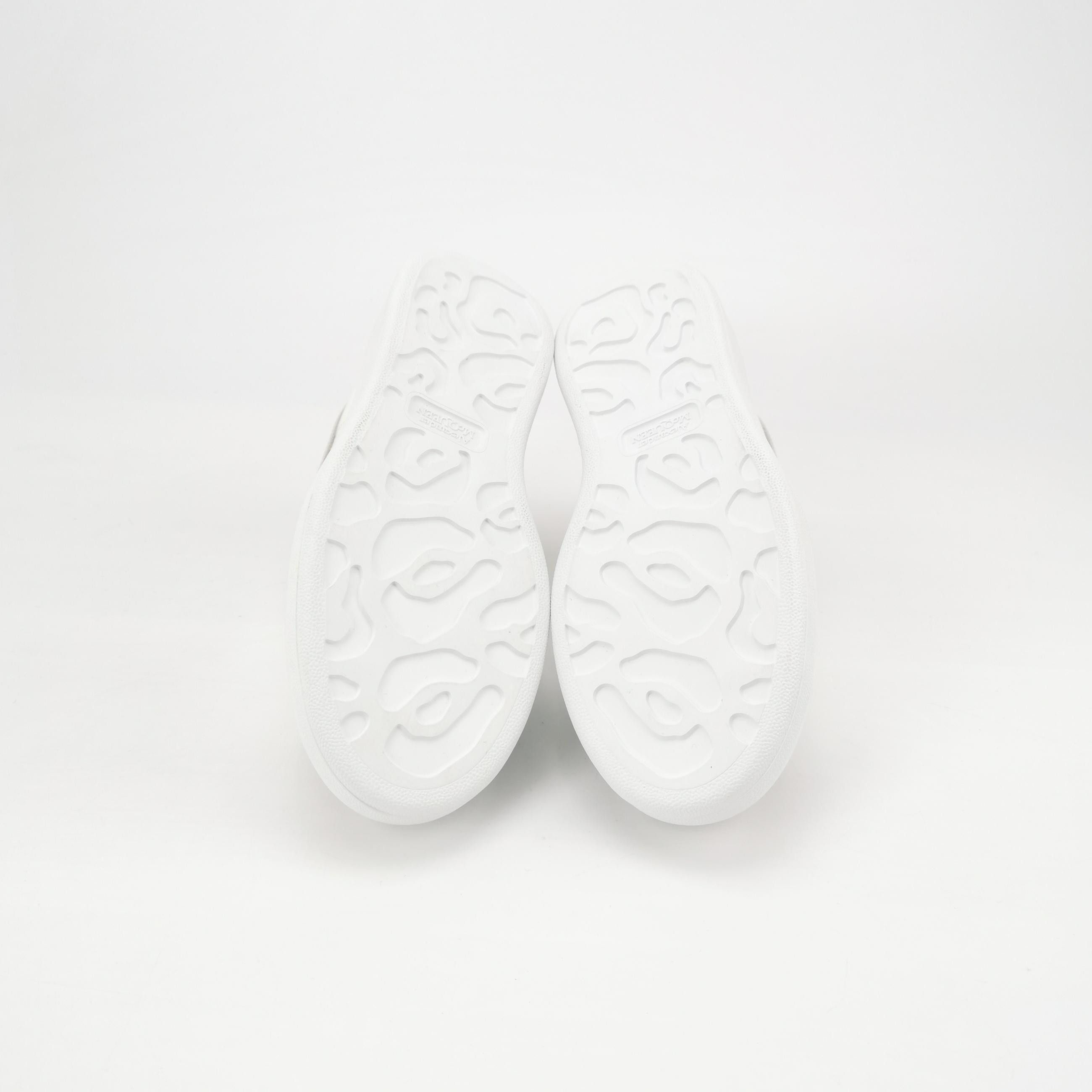 Alexander McQueen Alexander McQueen Women 7 Lowtop Sneakers Size US 7 / IT 37 - 5 Thumbnail