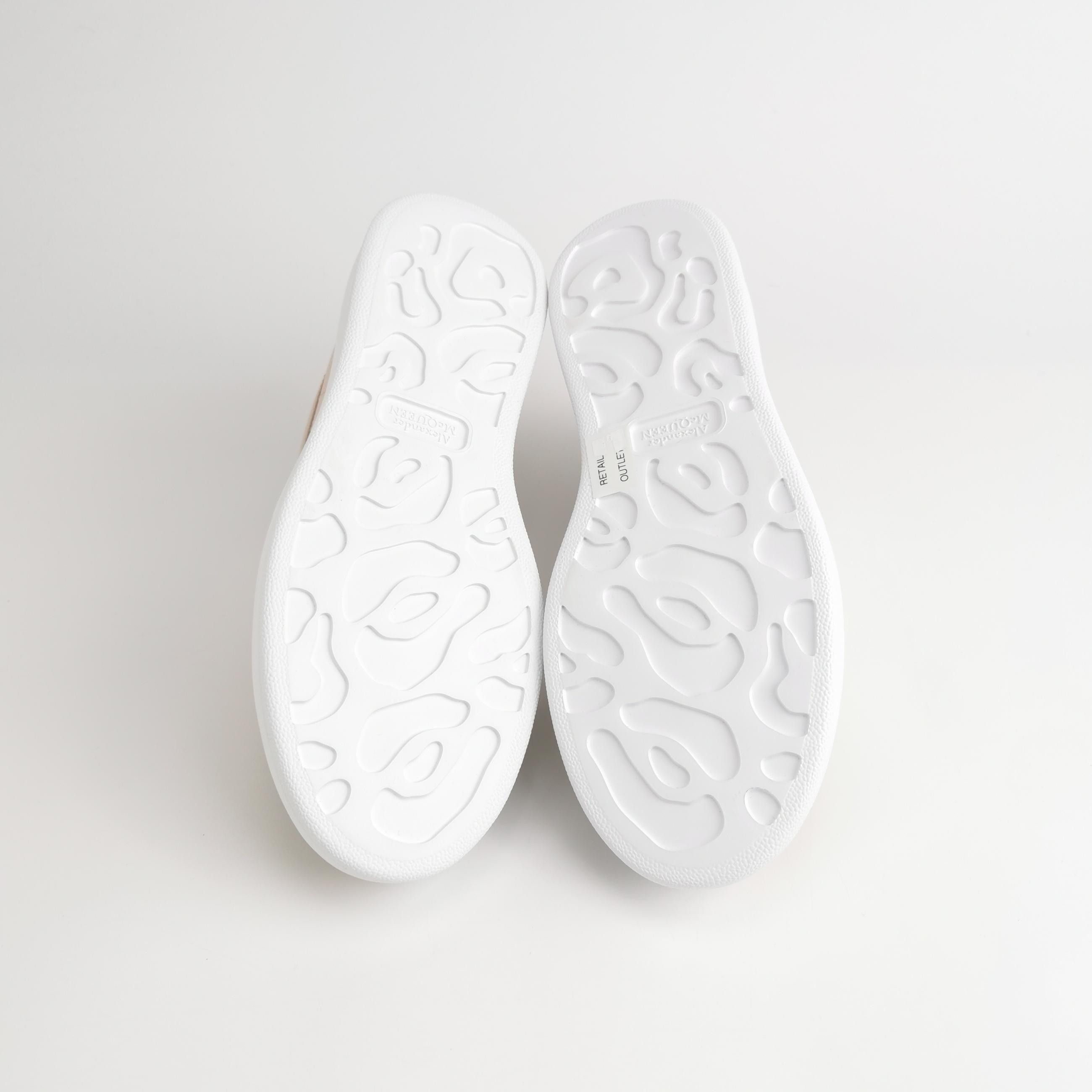 Alexander McQueen Alexander McQueen Women 9 Lowtop Sneakers Size US 9 / IT 39 - 5 Thumbnail