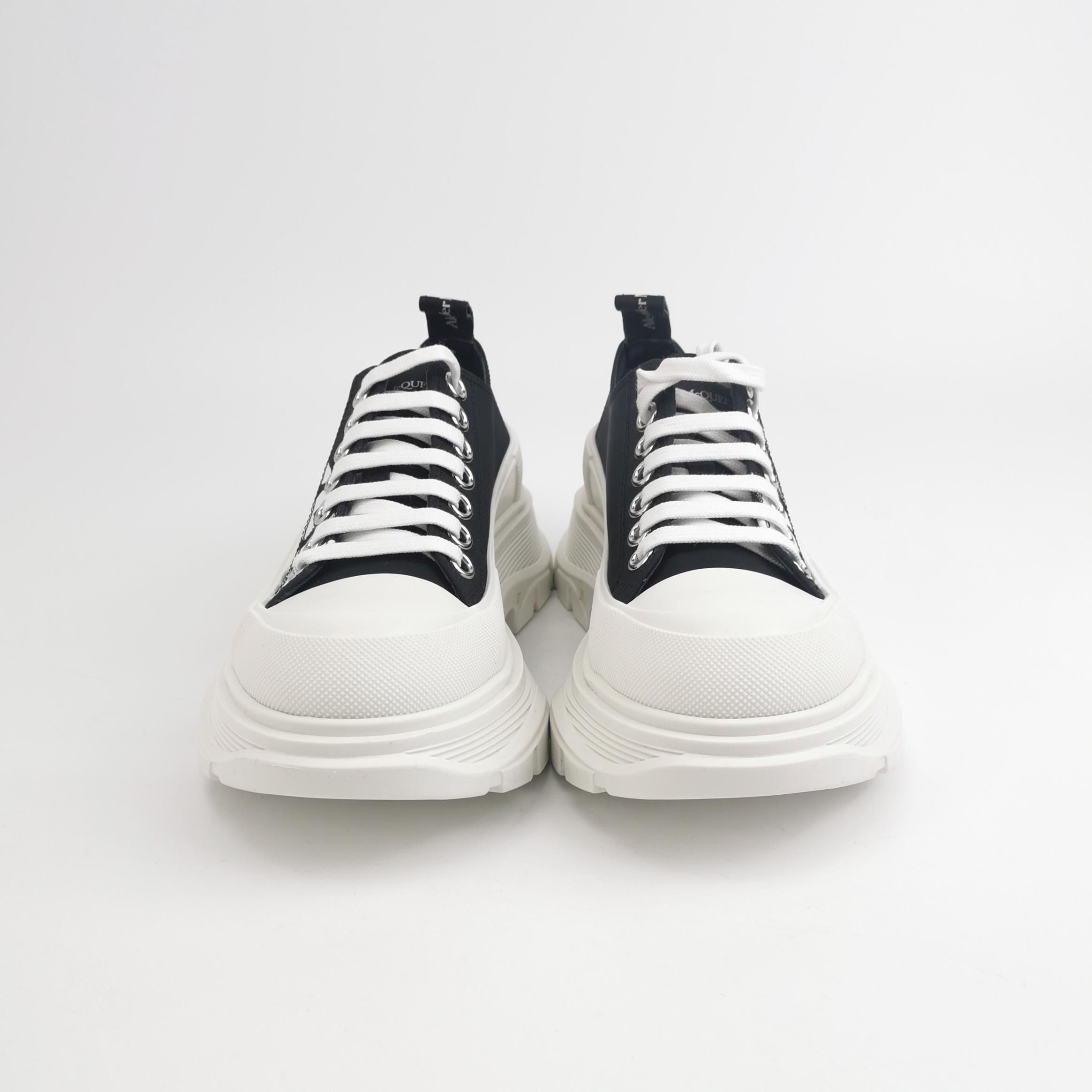 Alexander McQueen Alexander McQueen Women 7 Lowtop Sneakers Size US 7 / IT 37 - 3 Thumbnail