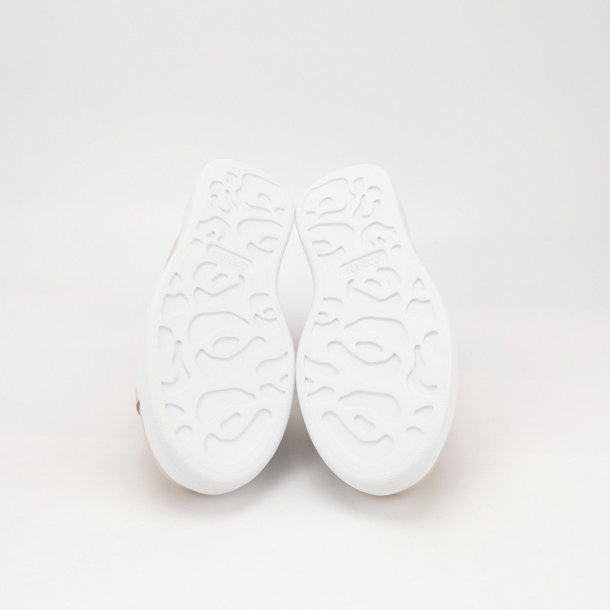 Alexander McQueen Alexander McQueen Women 9 Lowtop Sneakers Size US 9 / IT 39 - 5 Thumbnail