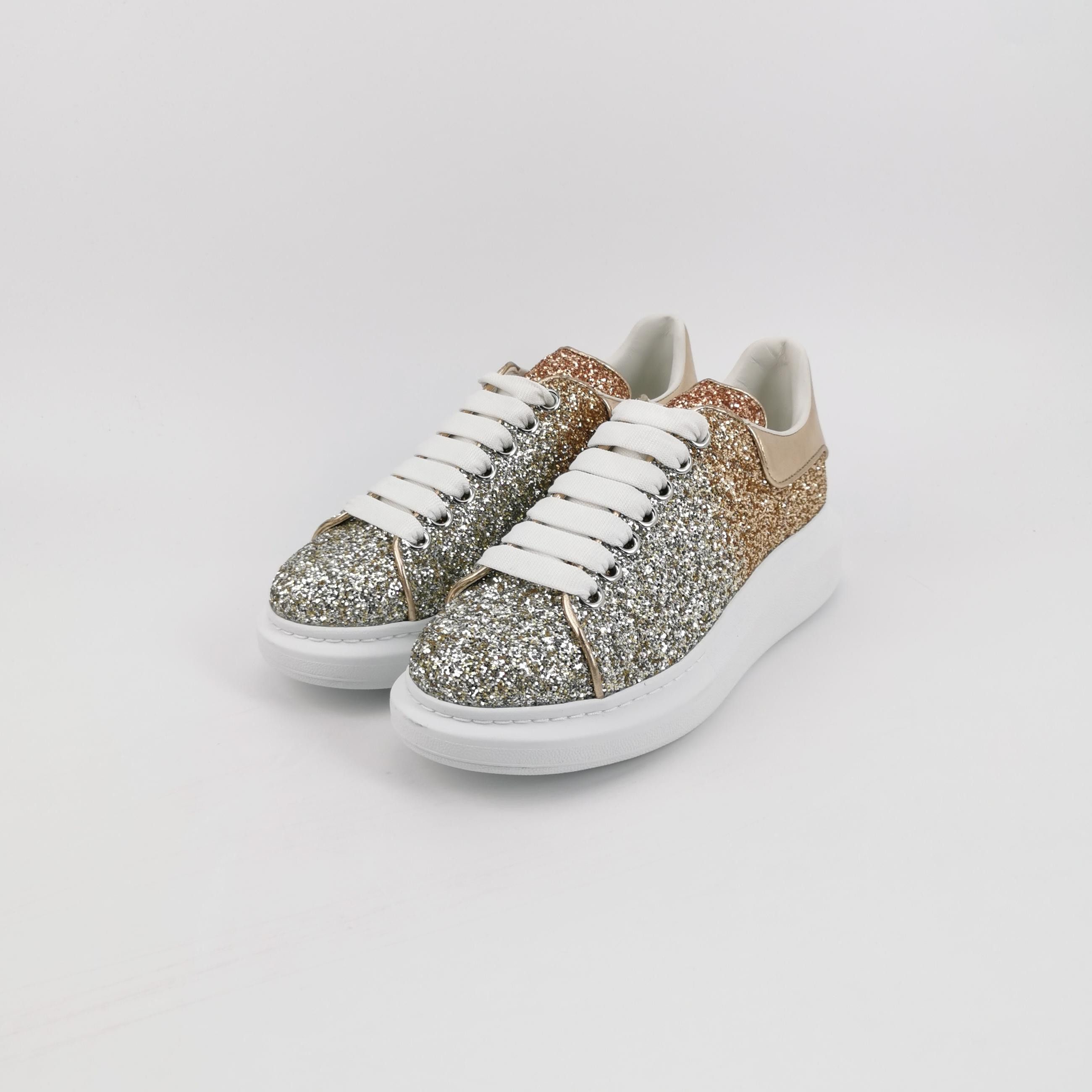 Alexander McQueen Alexander McQueen Women 8 Lowtop Sneakers Size US 8 / IT 38 - 2 Thumbnail