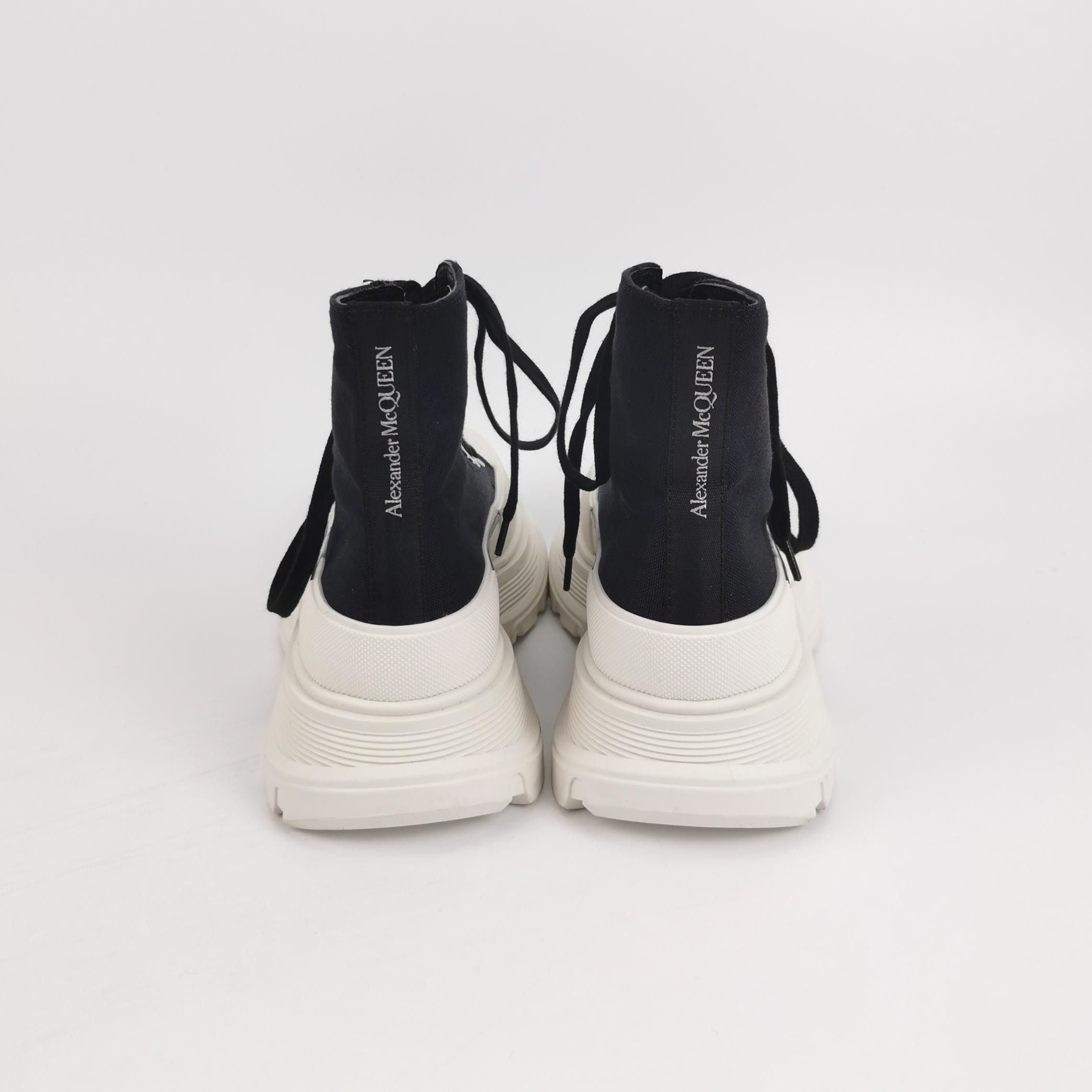 Alexander McQueen Alexander McQueen Women 7 Lowtop Sneakers Size US 7 / IT 37 - 4 Thumbnail