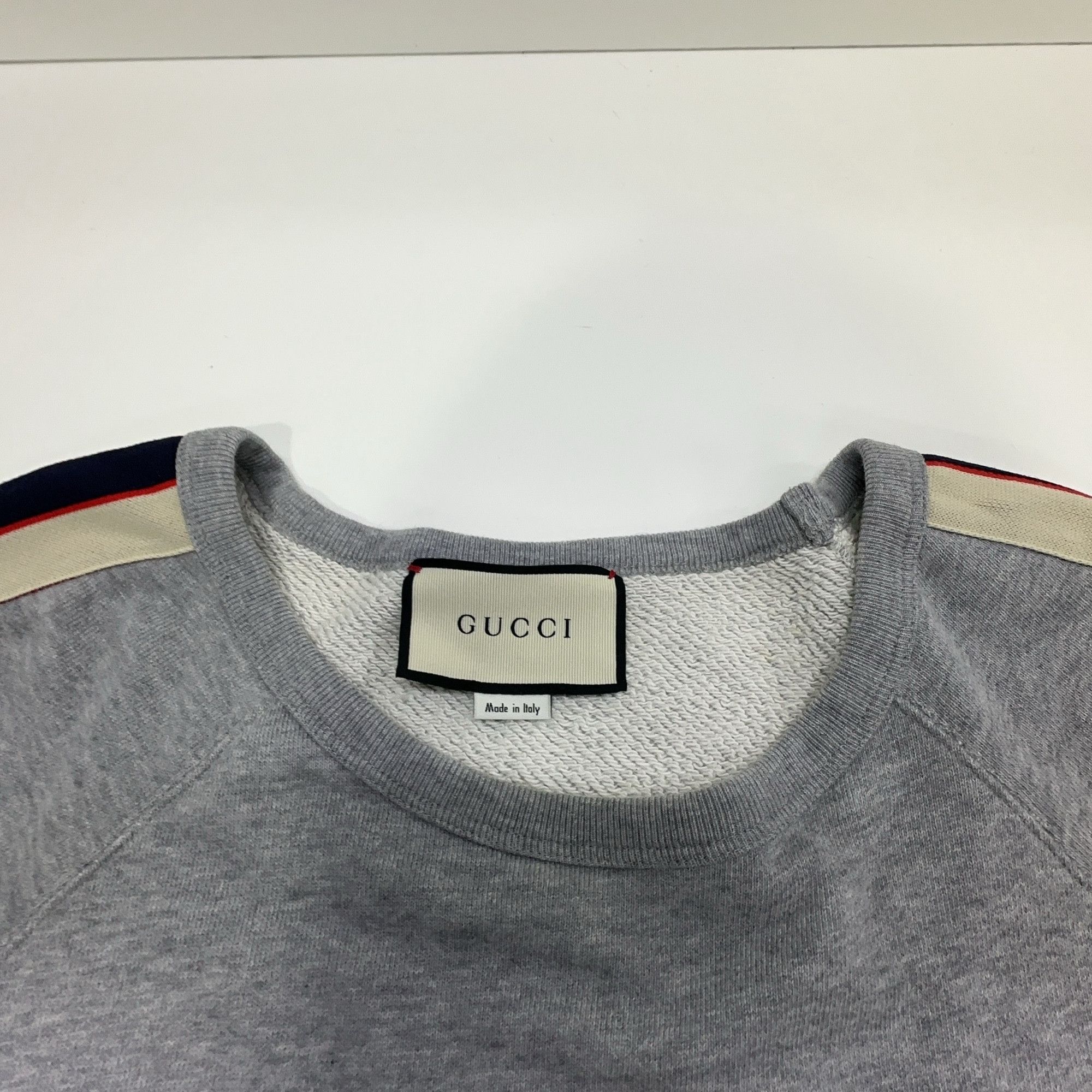 Gucci Gucci Side Logo Tape Sweatshirt Size L Size US L / EU 52-54 / 3 - 8 Thumbnail