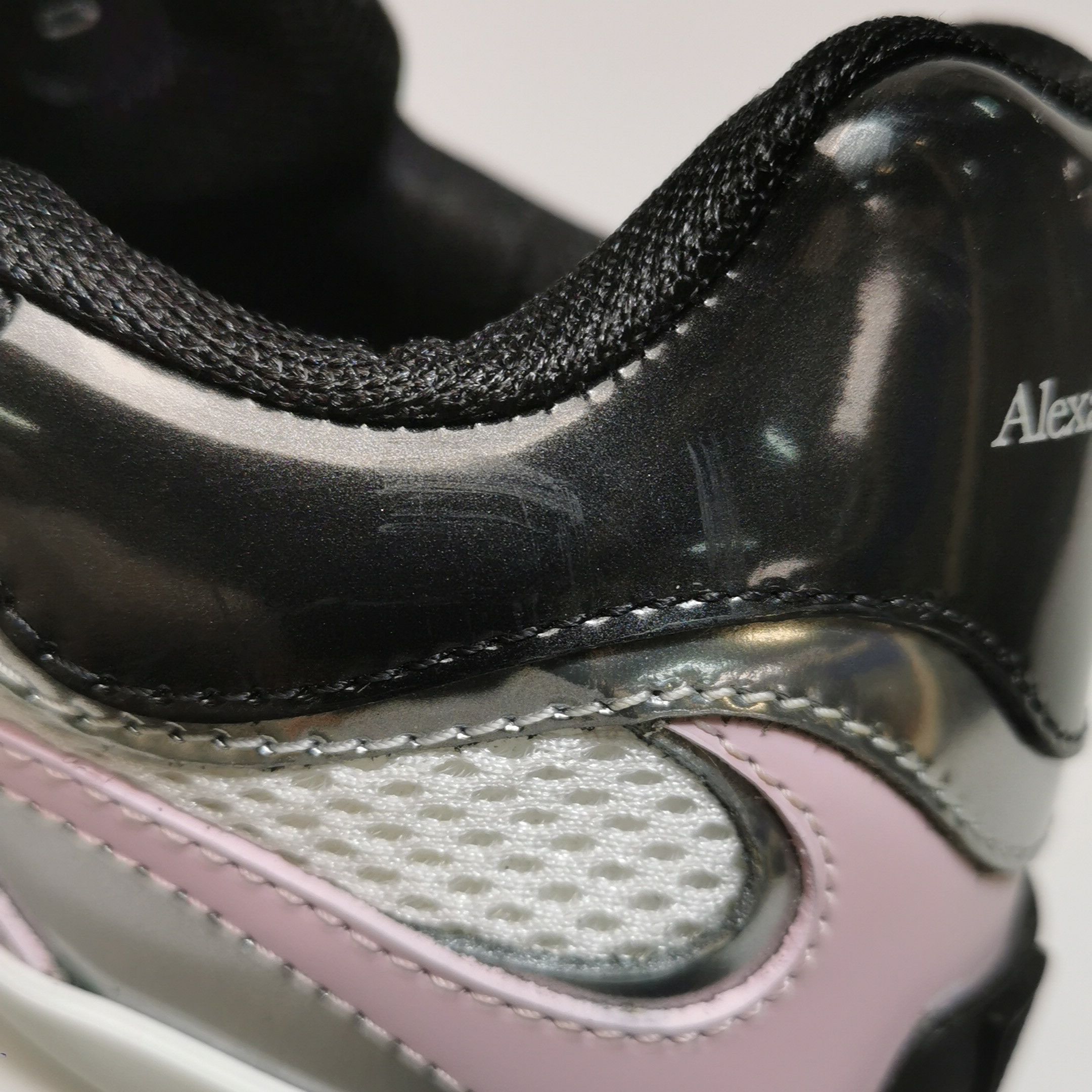 Alexander McQueen Alexander McQueen Women 8 Lowtop Sneakers Size US 8 / IT 38 - 8 Thumbnail