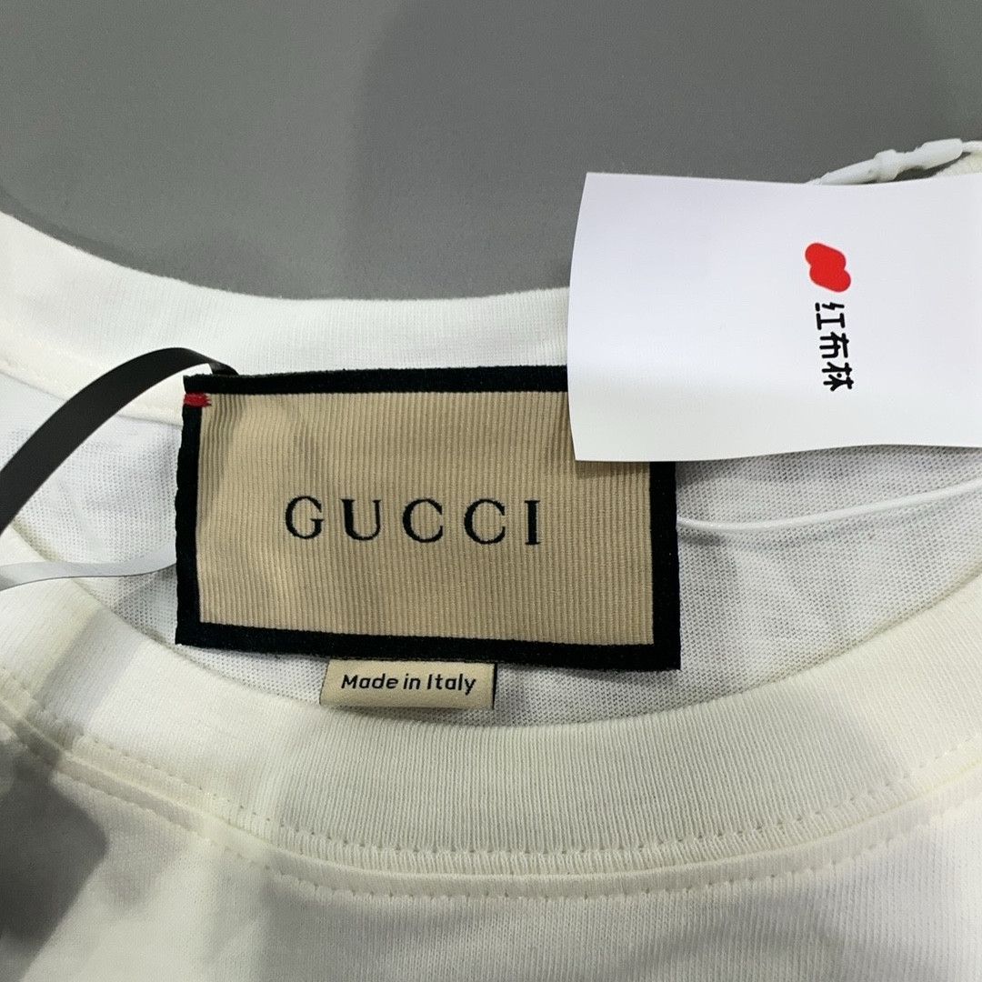 Gucci Gucci x Bananya Logo Graphic Print T-Shirt Size S Size S / US 4 / IT 40 - 4 Thumbnail