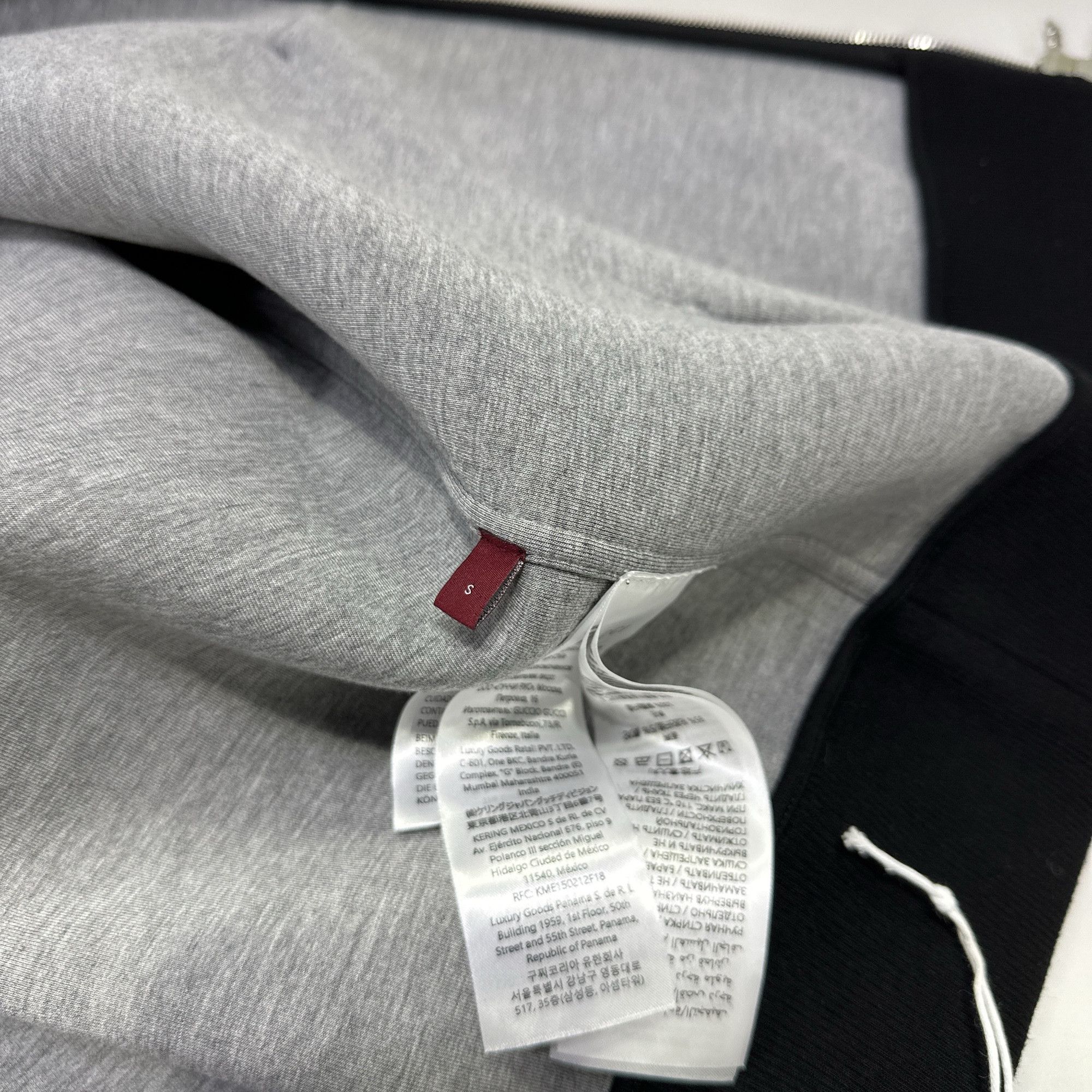 Gucci Gucci Logo Embroidery Zip-Up Hoodie Size S Size US S / EU 44-46 / 1 - 4 Thumbnail