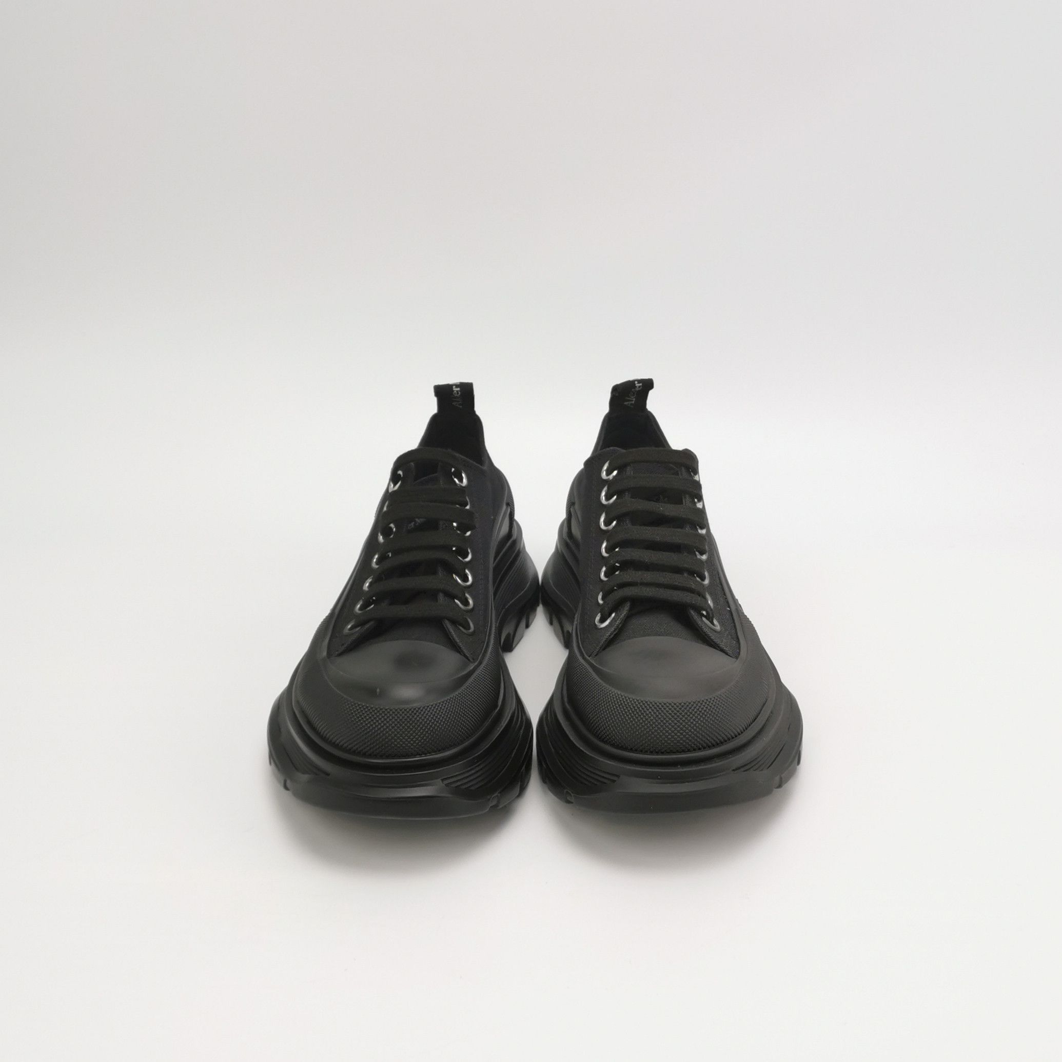 Alexander McQueen Alexander McQueen Women 6 Lowtop Sneakers Size US 6 / IT 36 - 3 Thumbnail