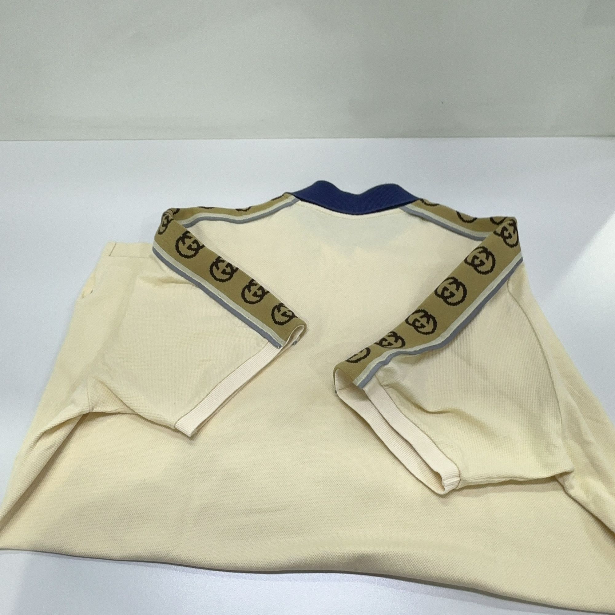 Gucci Gucci Logo Stripe Polo Shirt Size L Size US L / EU 52-54 / 3 - 20 Thumbnail