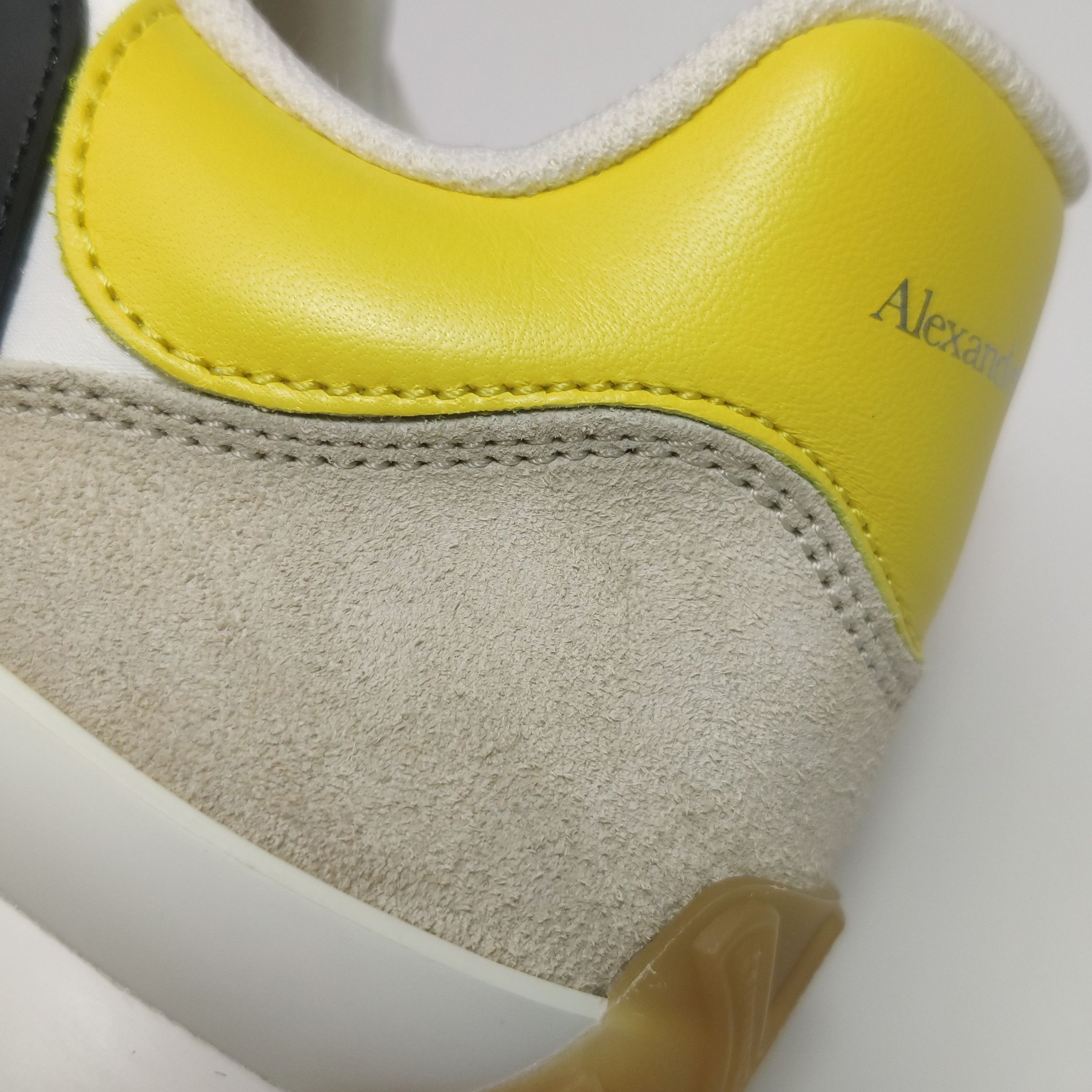 Alexander McQueen Alexander McQueen Women 8 Lowtop Sneakers Size US 8 / IT 38 - 9 Thumbnail