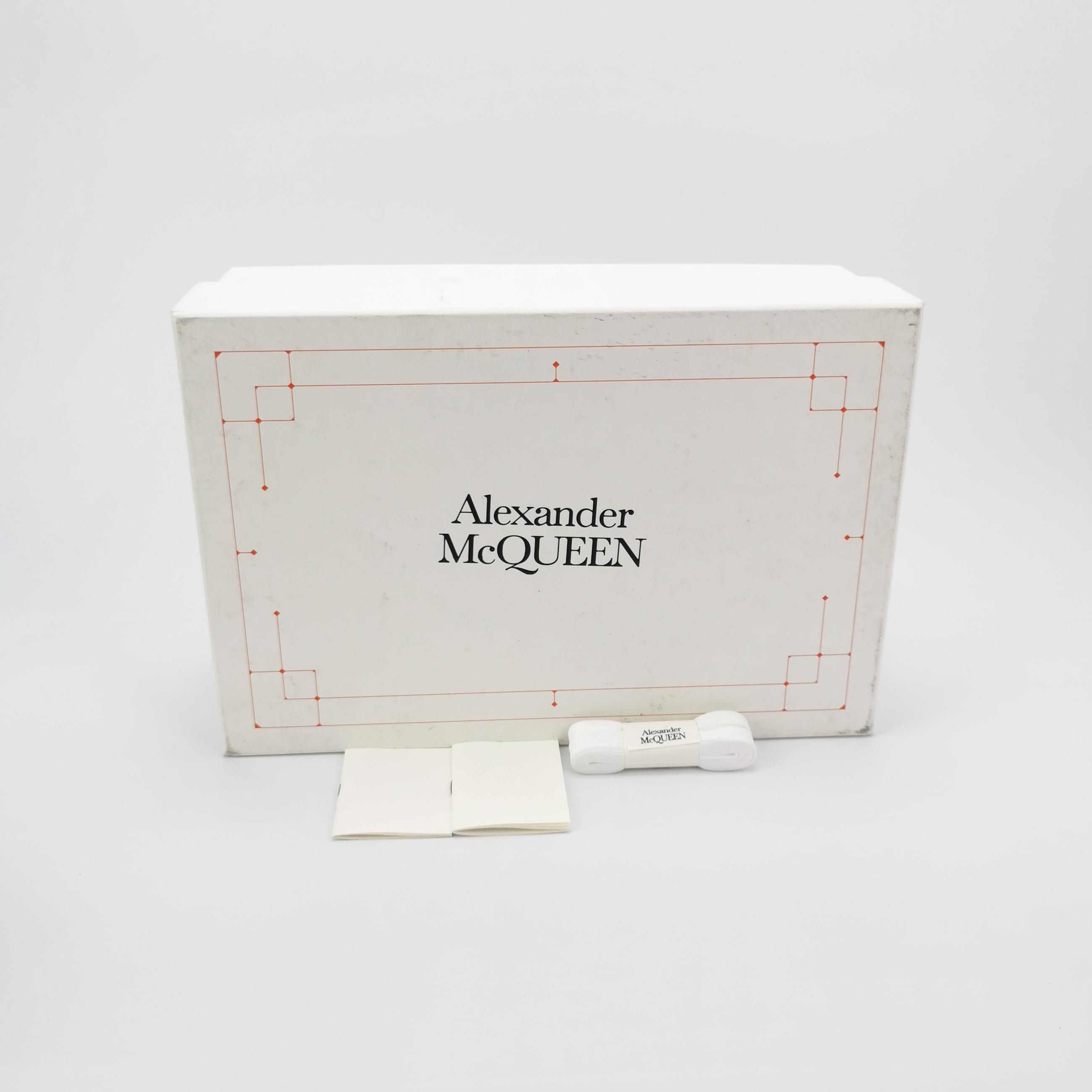 Alexander McQueen Alexander McQueen Women 8 Lowtop Sneakers Size US 8 / IT 38 - 6 Thumbnail