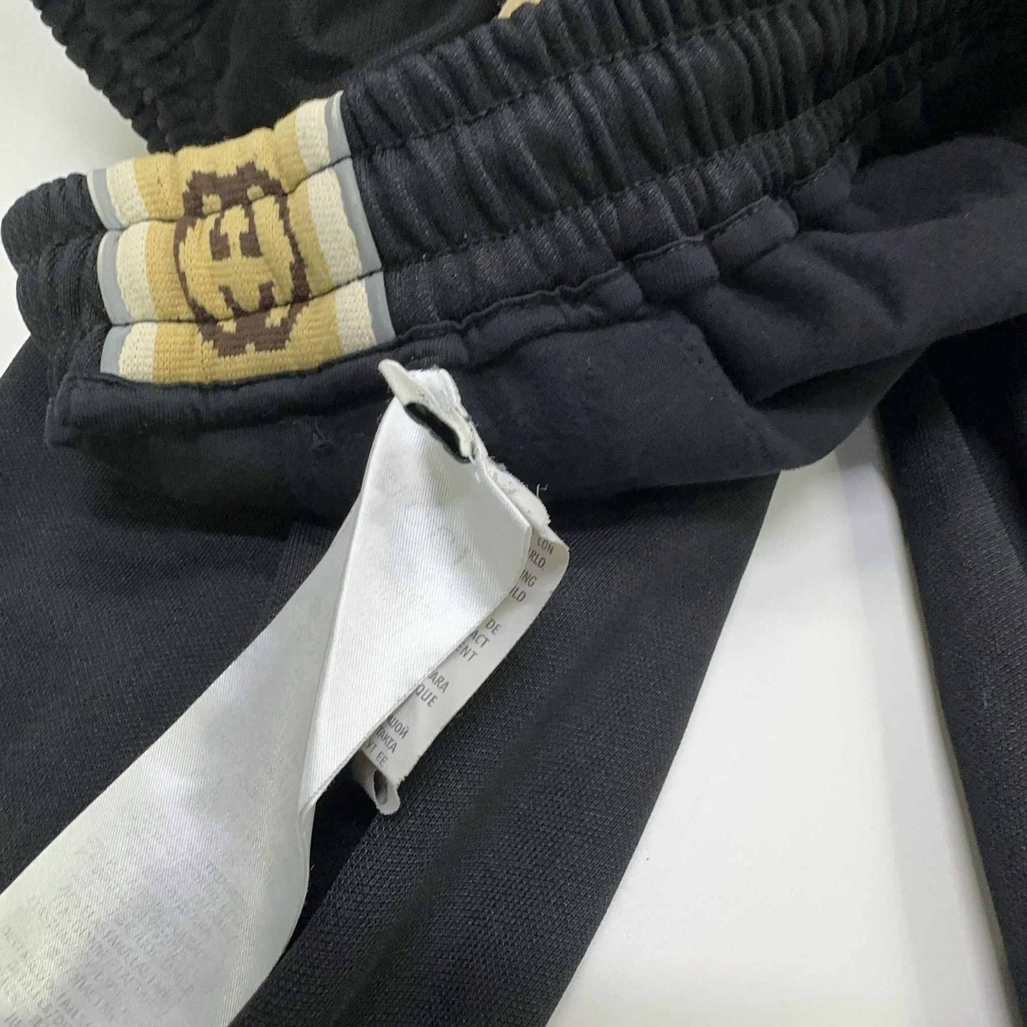 Gucci Gucci Side Logo Tape Sweatpants Size M Size US 32 / EU 48 - 6 Thumbnail