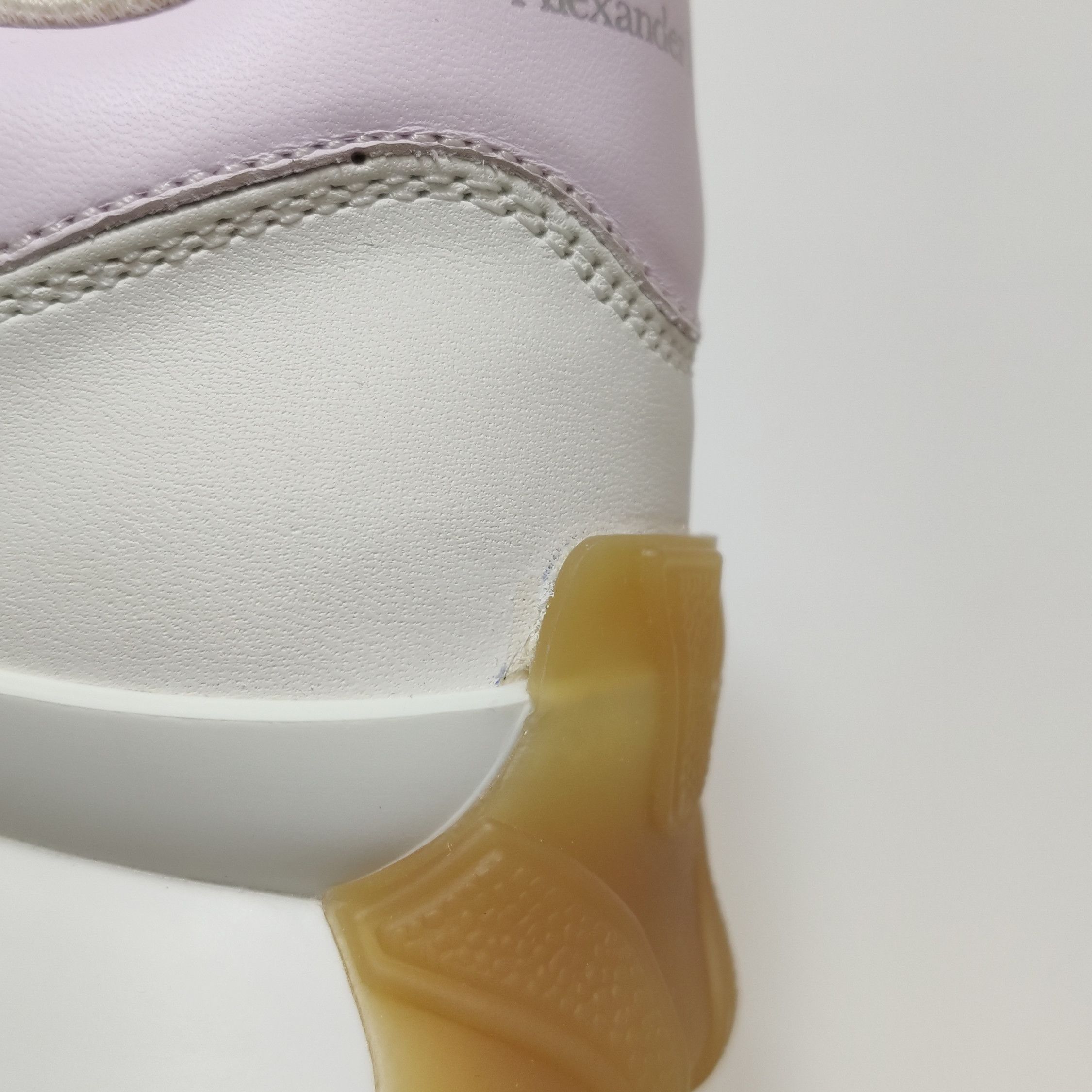 Alexander McQueen Alexander McQueen Women 7 Lowtop Sneakers Size US 7 / IT 37 - 7 Thumbnail