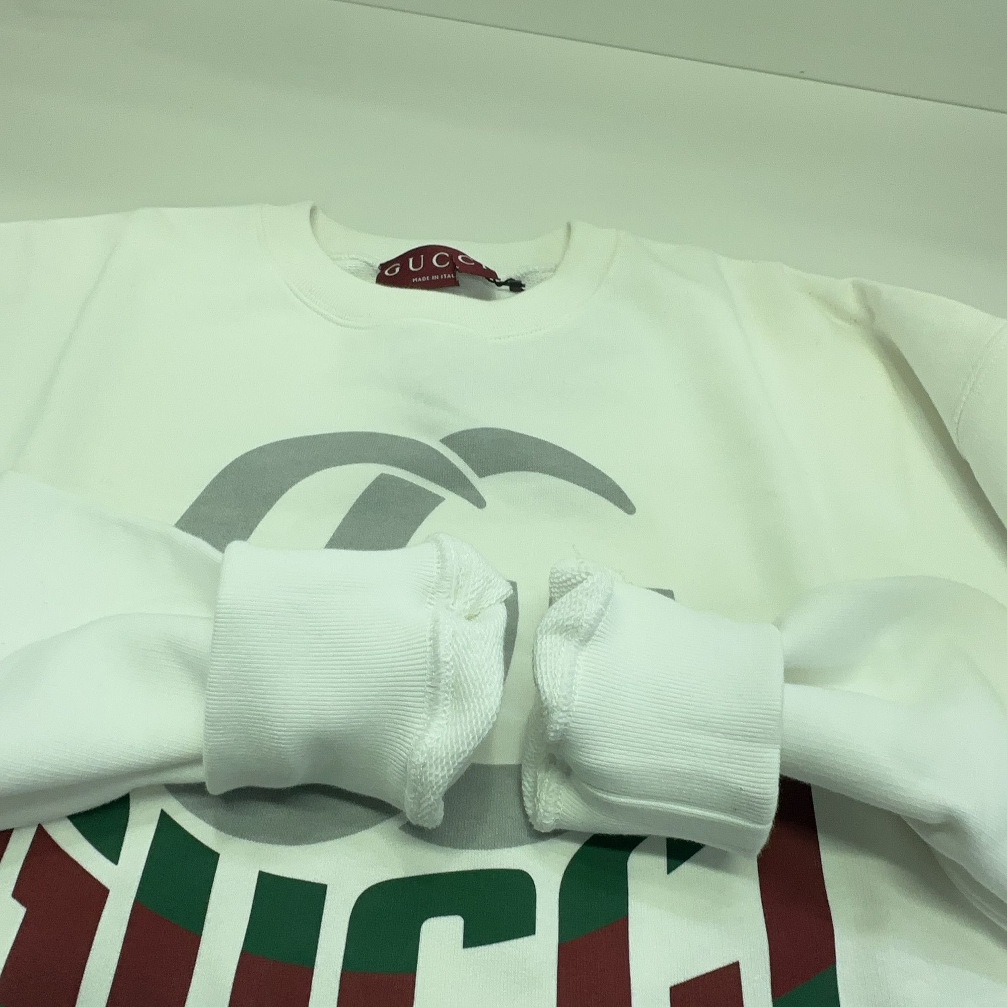 Gucci Gucci Graphic Logo Sweatshirt White Size S Size US S / EU 44-46 / 1 - 13 Thumbnail