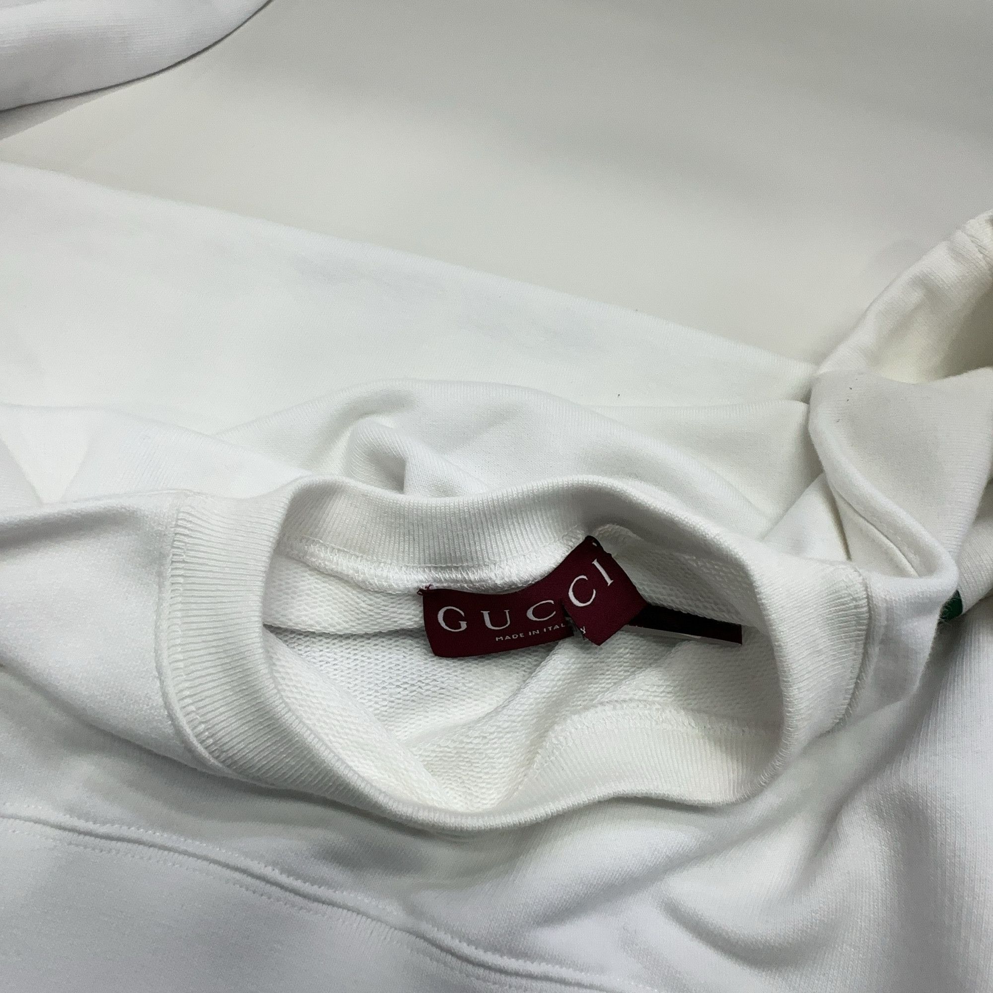 Gucci Gucci Graphic Logo Sweatshirt White Size S Size US S / EU 44-46 / 1 - 11 Thumbnail