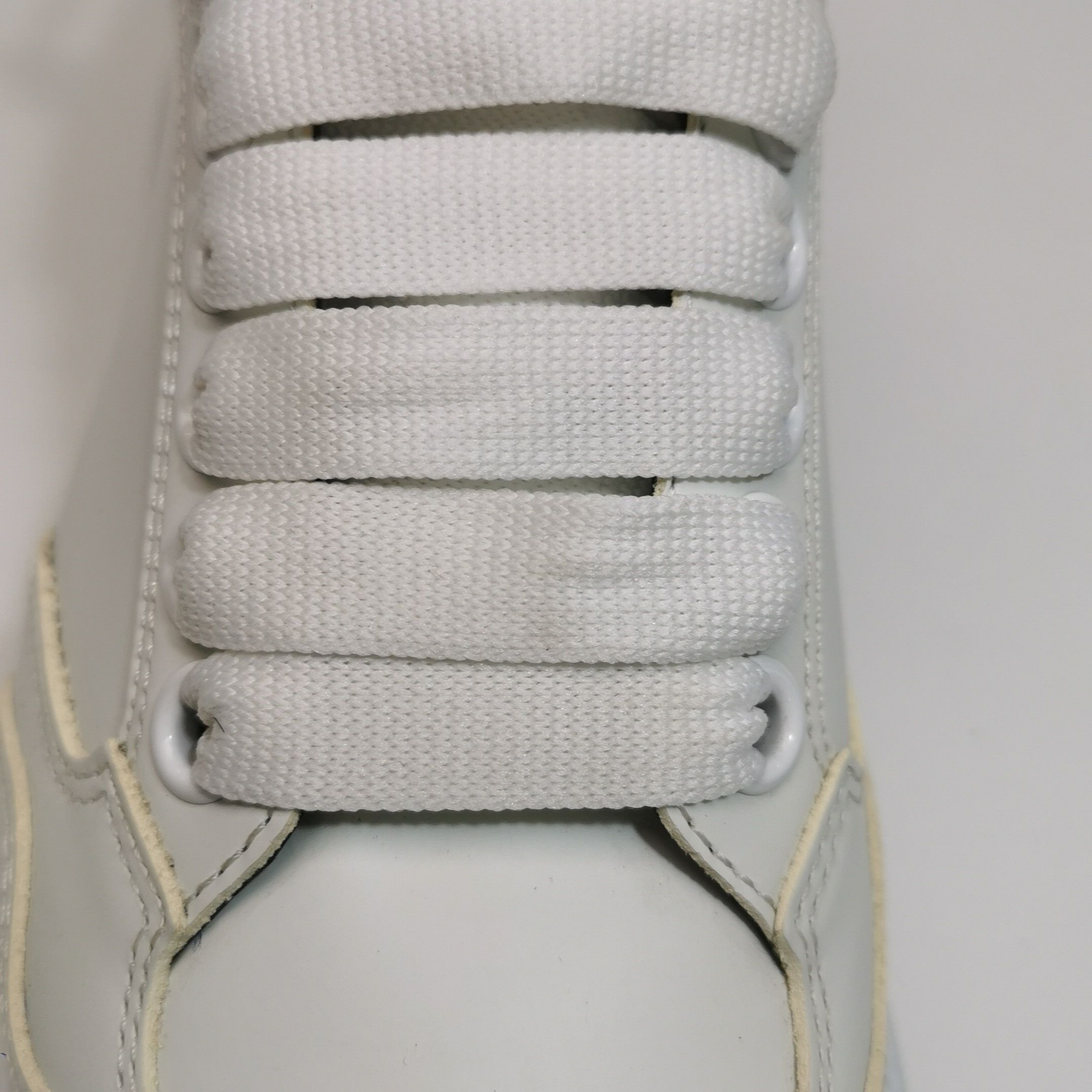 Alexander McQueen Alexander McQueen Women 6 Lowtop Sneakers Size US 6 / IT 36 - 8 Thumbnail