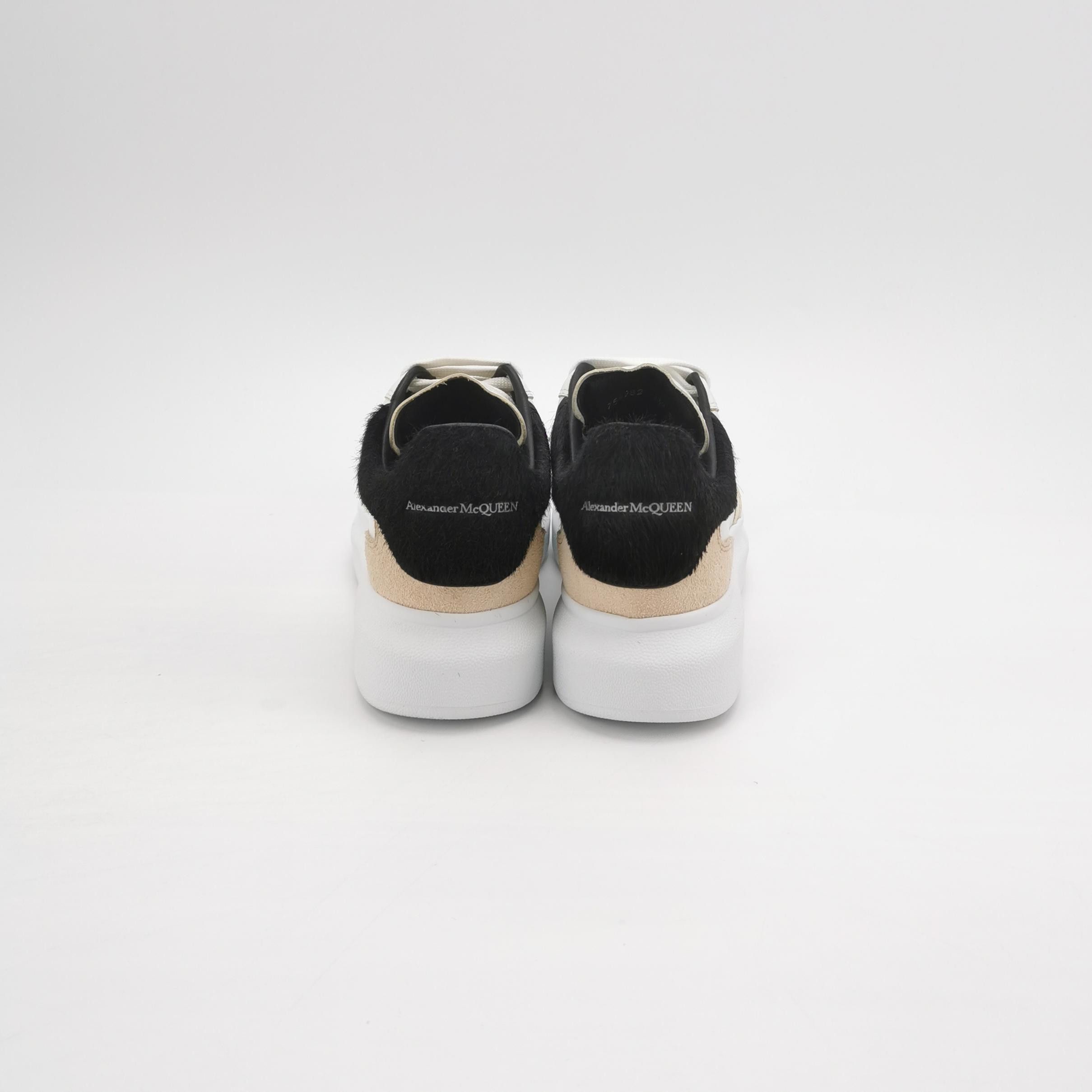 Alexander McQueen Alexander McQueen Women 6 Lowtop Sneakers Size US 6 / IT 36 - 4 Thumbnail
